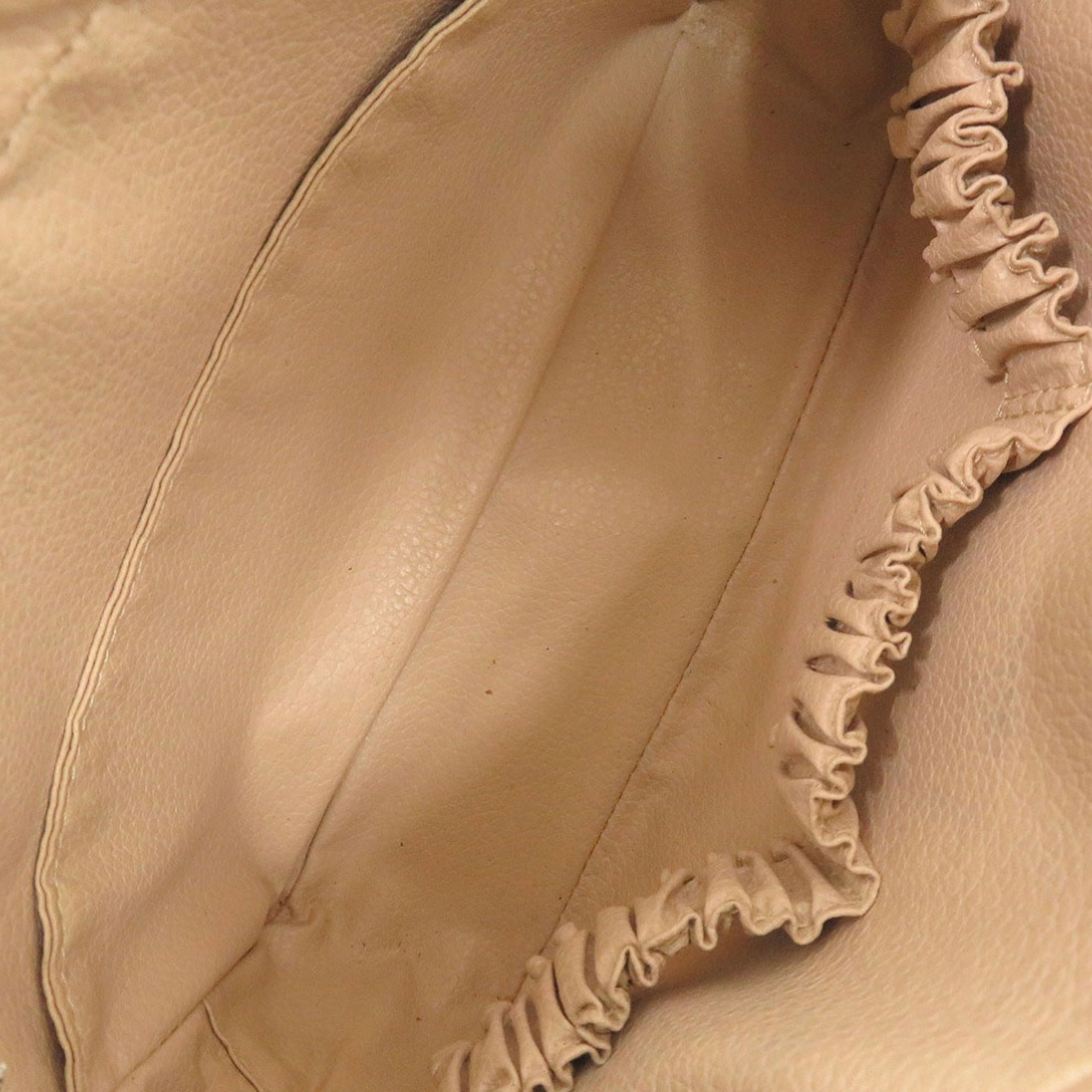 Louis Vuitton Monogram Trousse Toilette 23, från Luxclusif, i färgen brown. Klicka för att öppna bilden i stort format