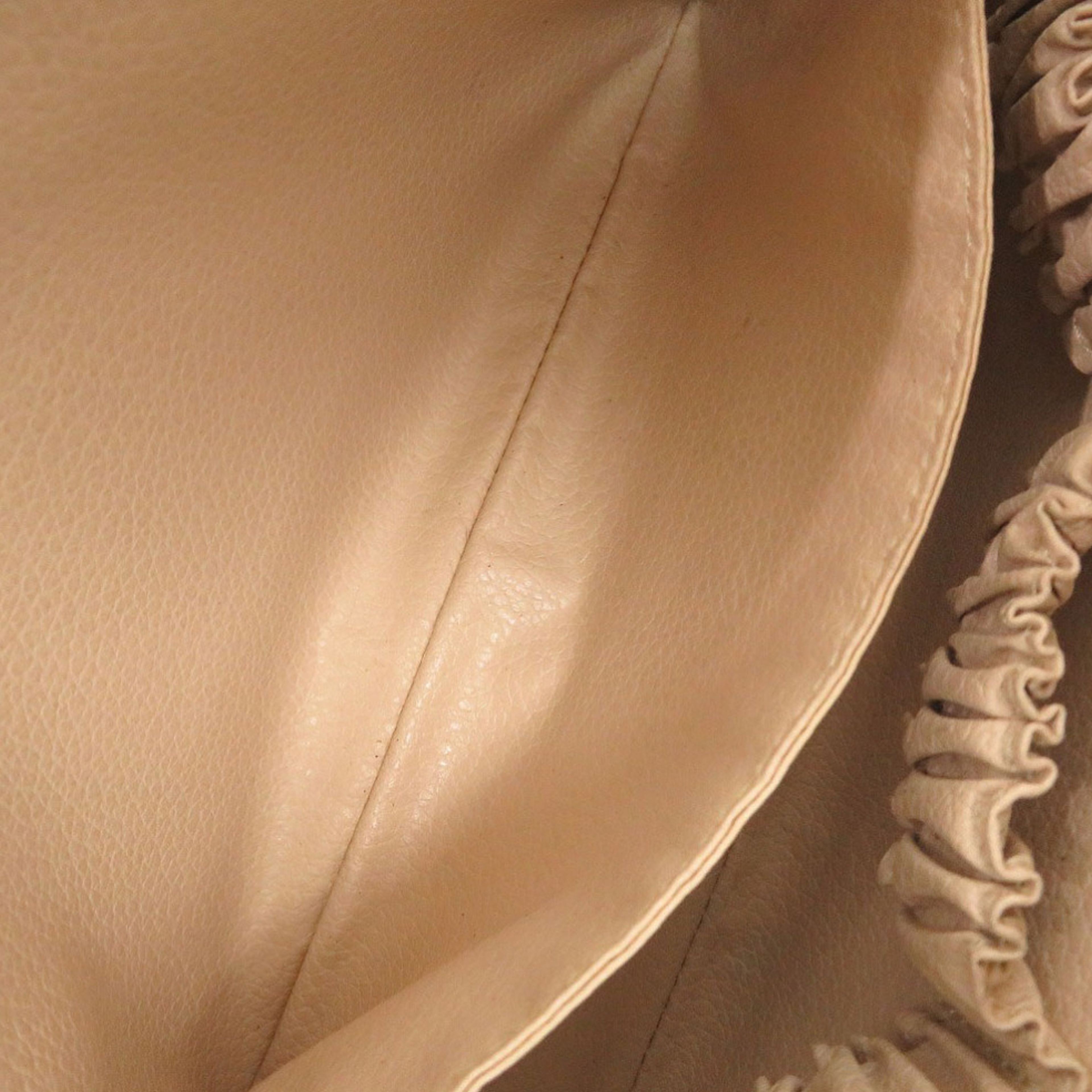 Louis Vuitton Monogram Trousse Toilette 23, från Luxclusif, i färgen brown. Klicka för att öppna bilden i stort format