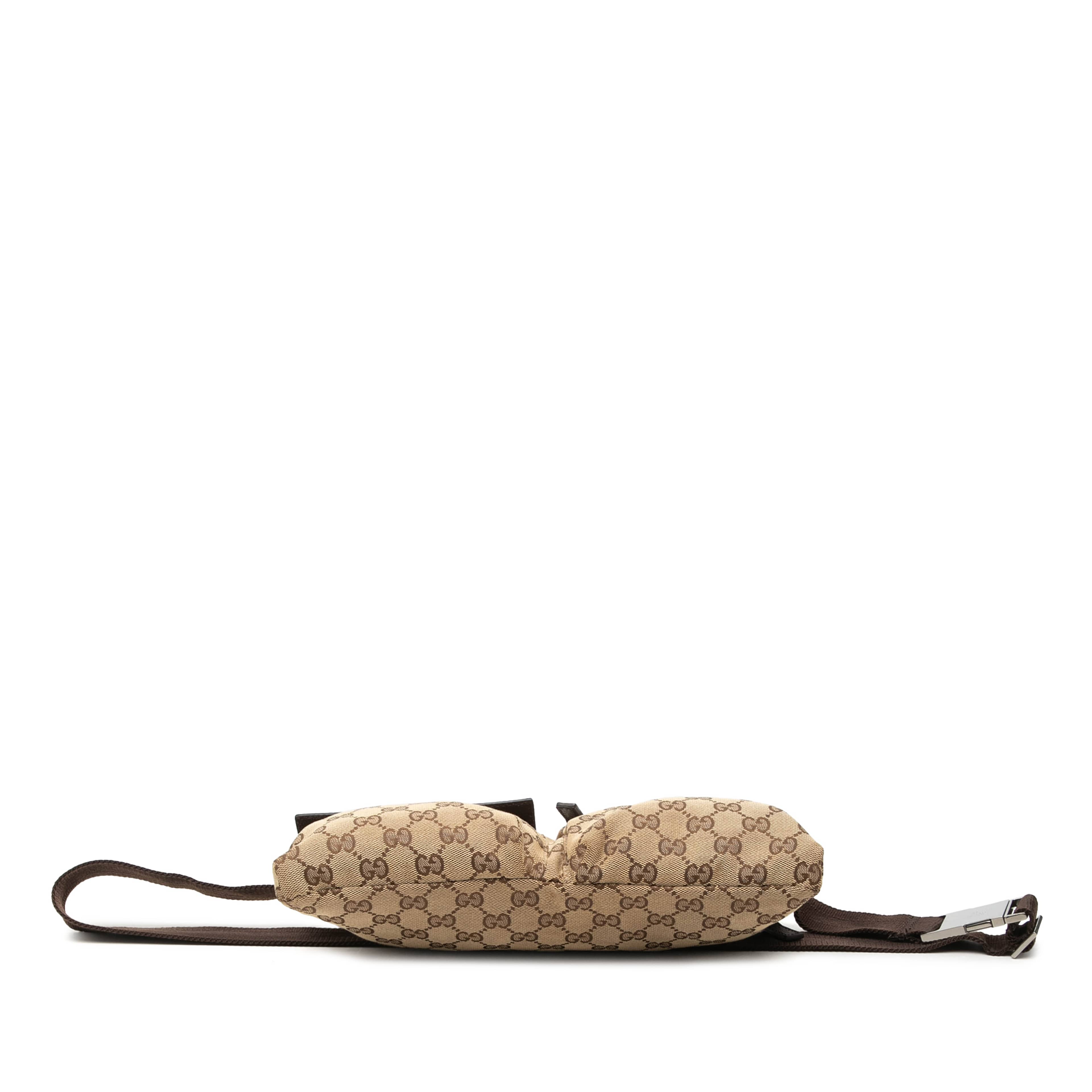 Gucci Gg Canvas Double Pocket Belt Bag, från Luxclusif, i färgen beige. Klicka för att öppna bilden i stort format