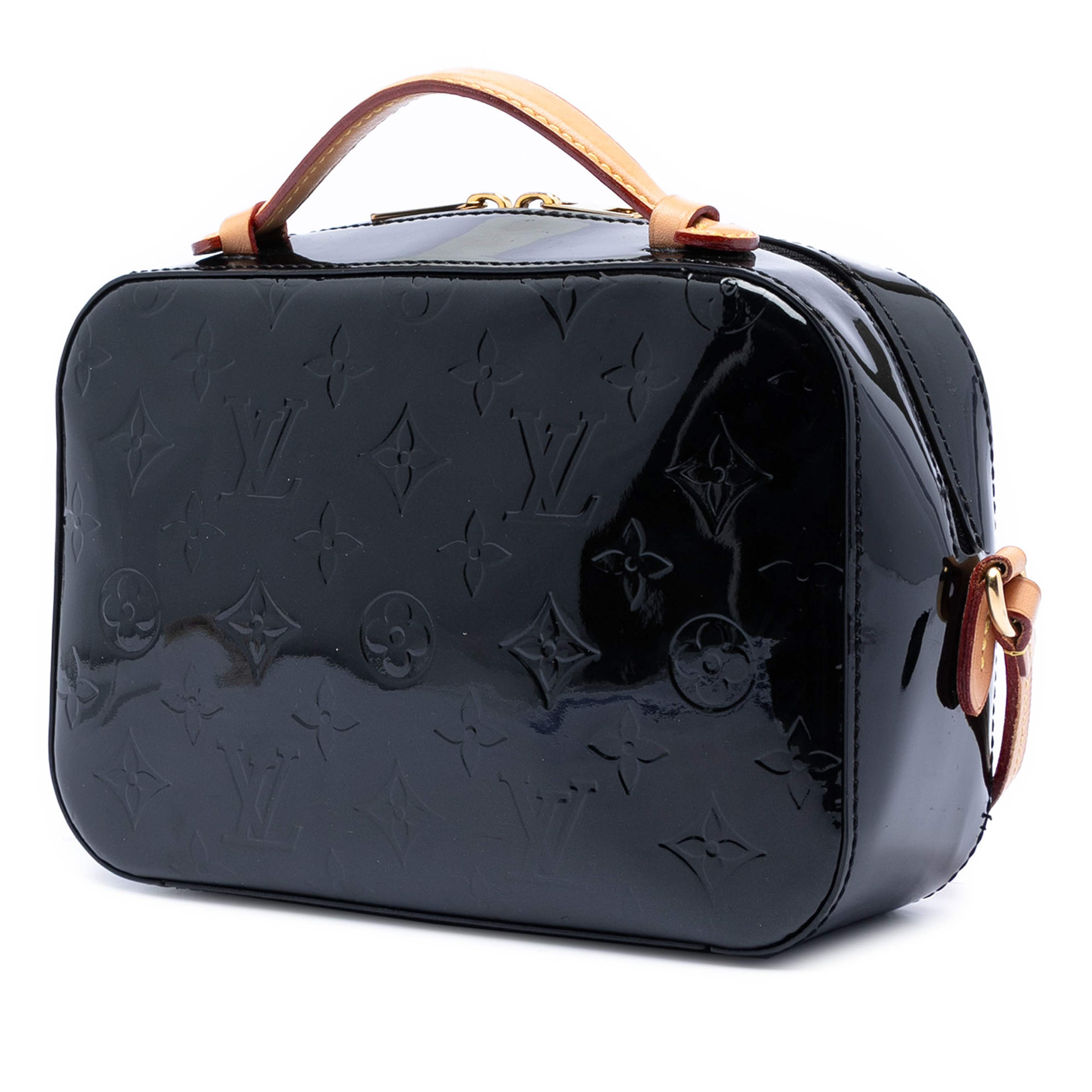 Louis Vuitton Monogram Vernis Santa Monica Camera Bag, från Luxclusif, i färgen svart. Klicka för att öppna bilden i stort format