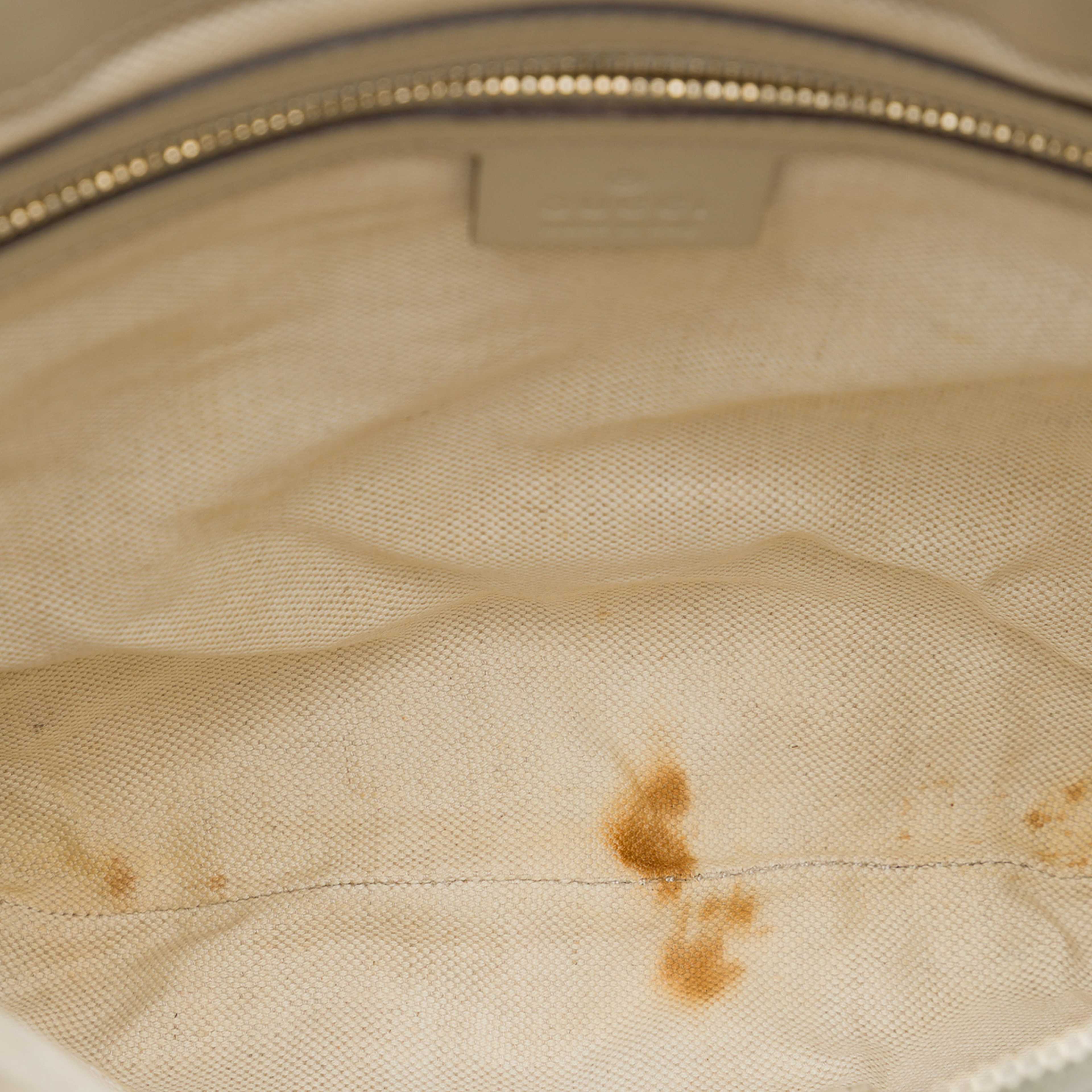 Gucci Gg Canvas Web Mayfair Crossbody, från Luxclusif, i färgen vit. Klicka för att öppna bilden i stort format