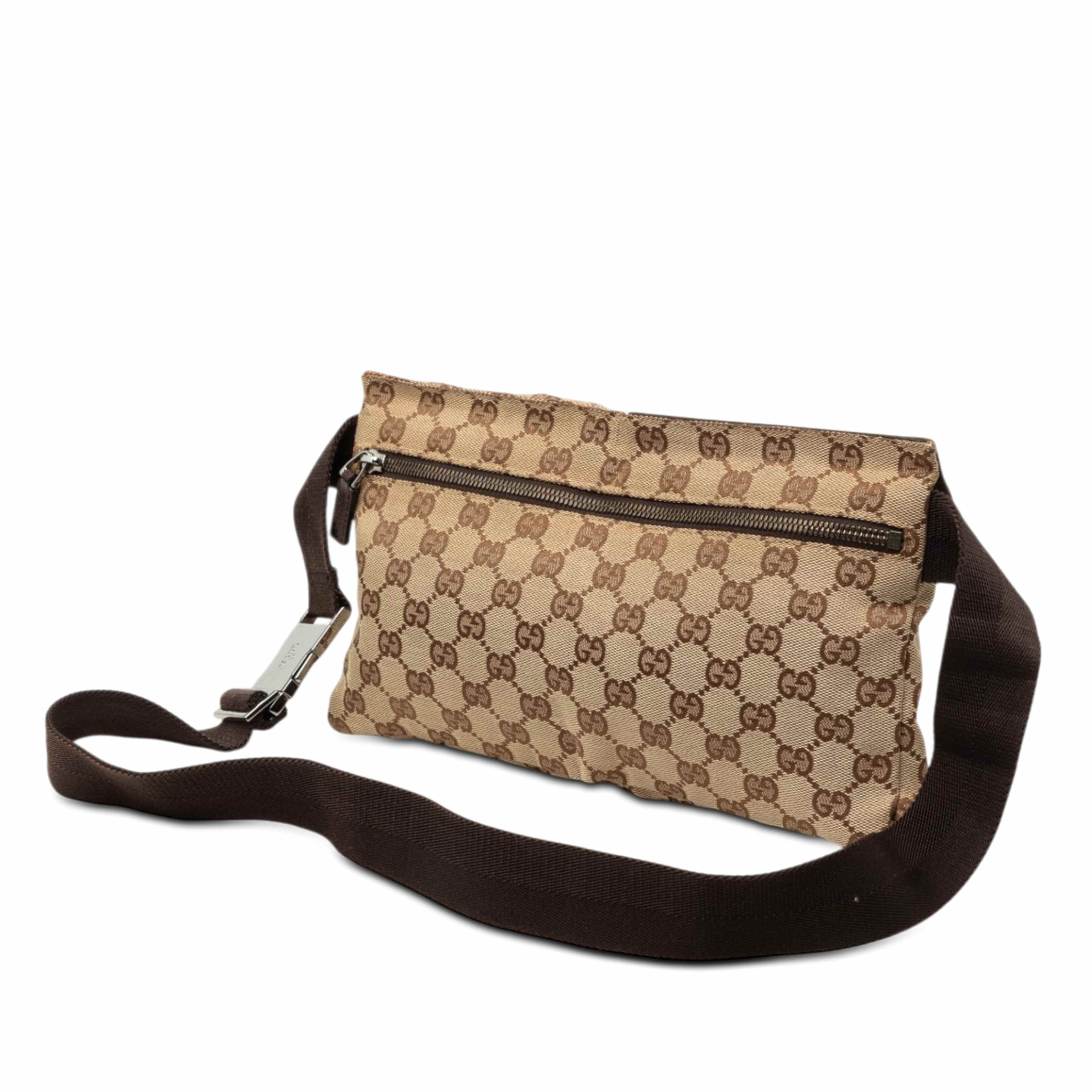 Gucci Gg Canvas Double Pocket Belt Bag, från Luxclusif, i färgen beige. Klicka för att öppna bilden i stort format