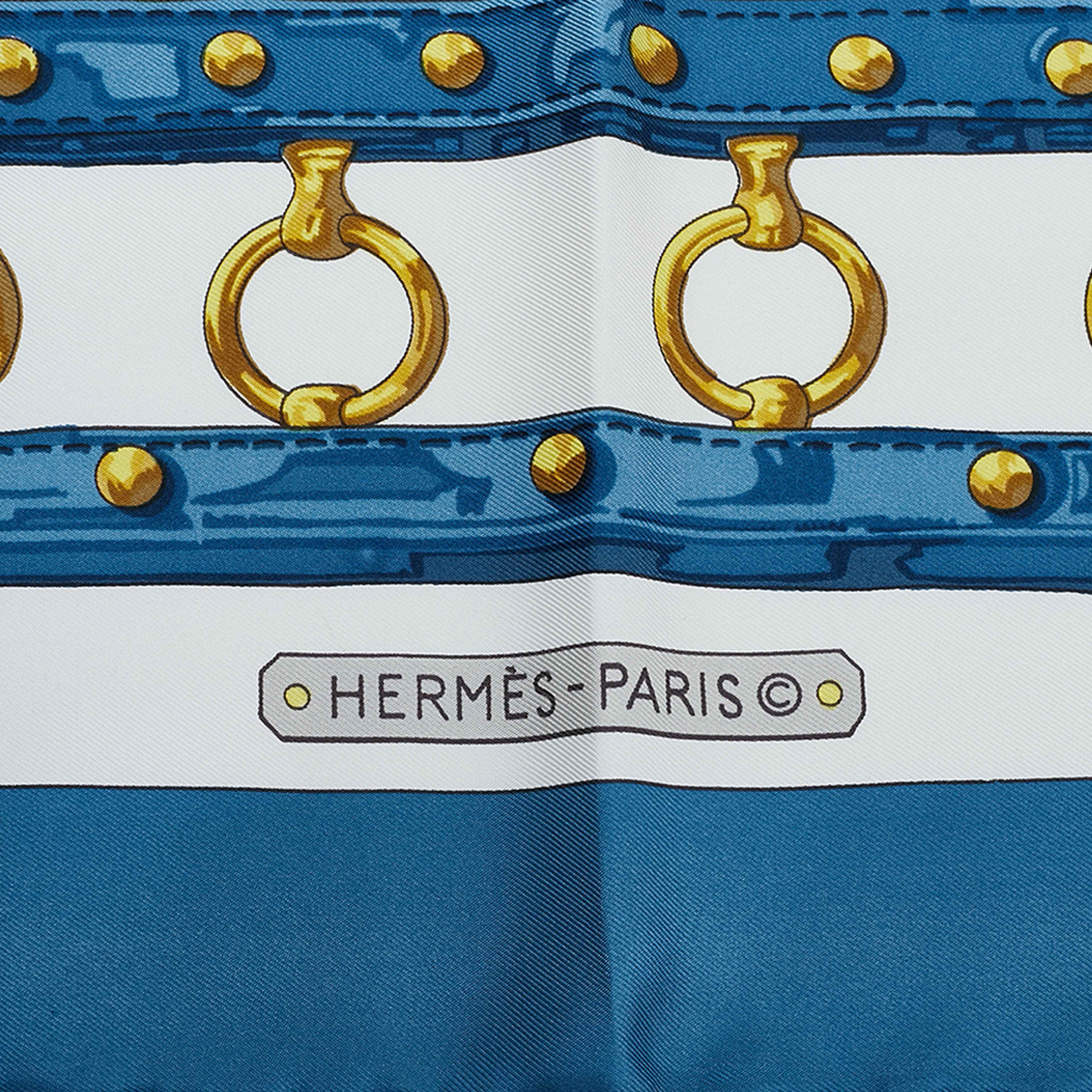 Hermès Aux Champs Silk Scarf, från Luxclusif, i färgen white. Klicka för att öppna bilden i stort format