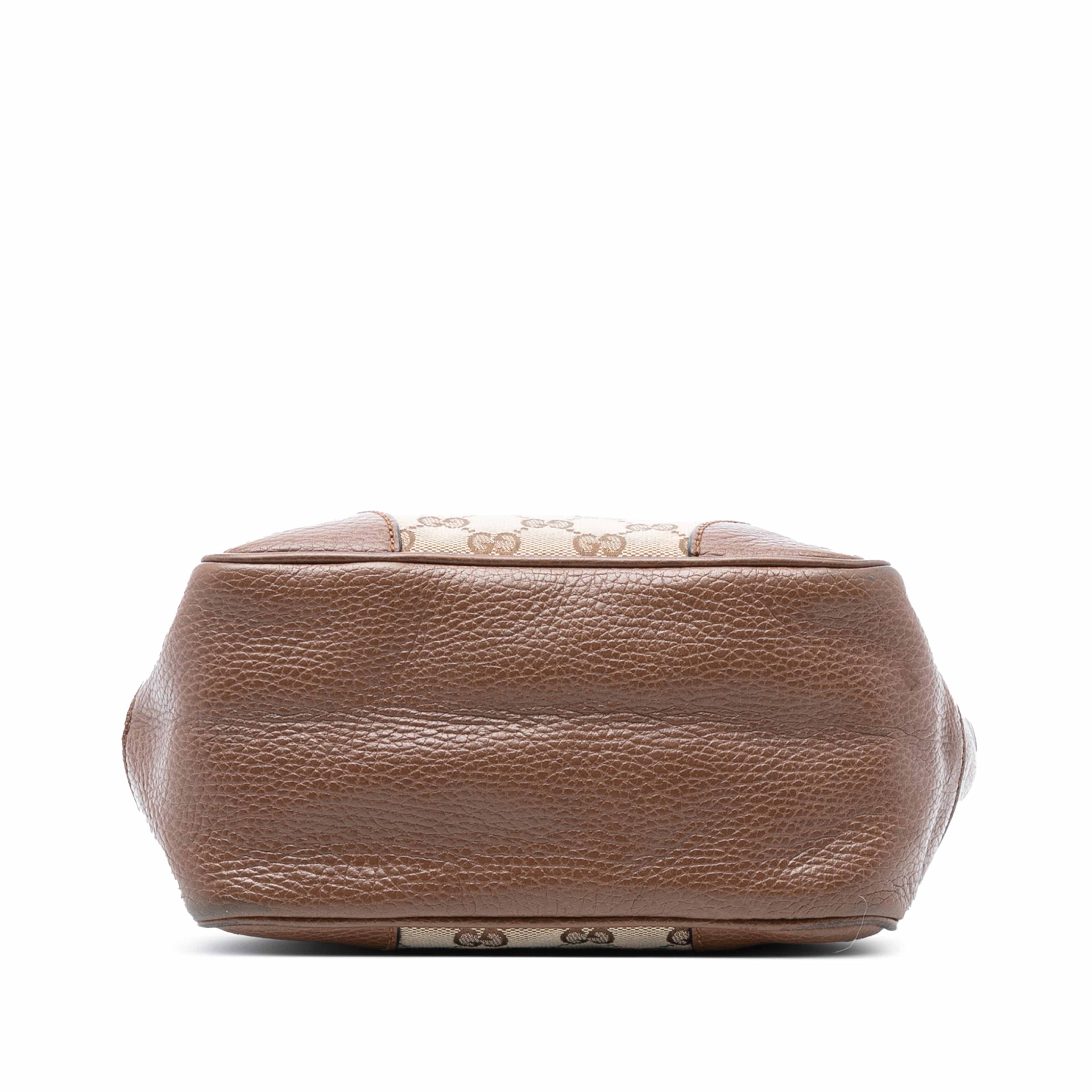 Gucci Small Gg Canvas Bree Satchel, från Luxclusif, i färgen beige. Klicka för att öppna bilden i stort format