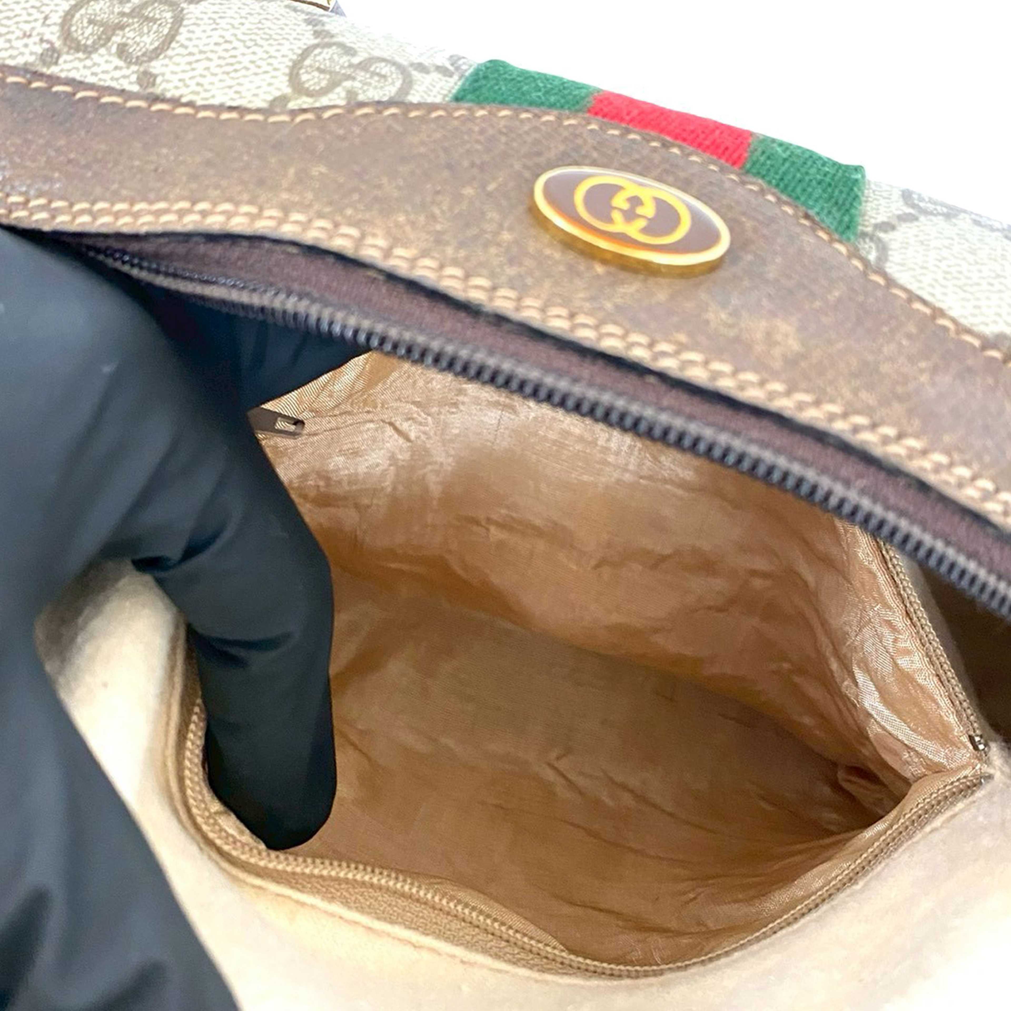 Gucci Gg Supreme Web Satchel, från Luxclusif, i färgen beige. Klicka för att öppna bilden i stort format