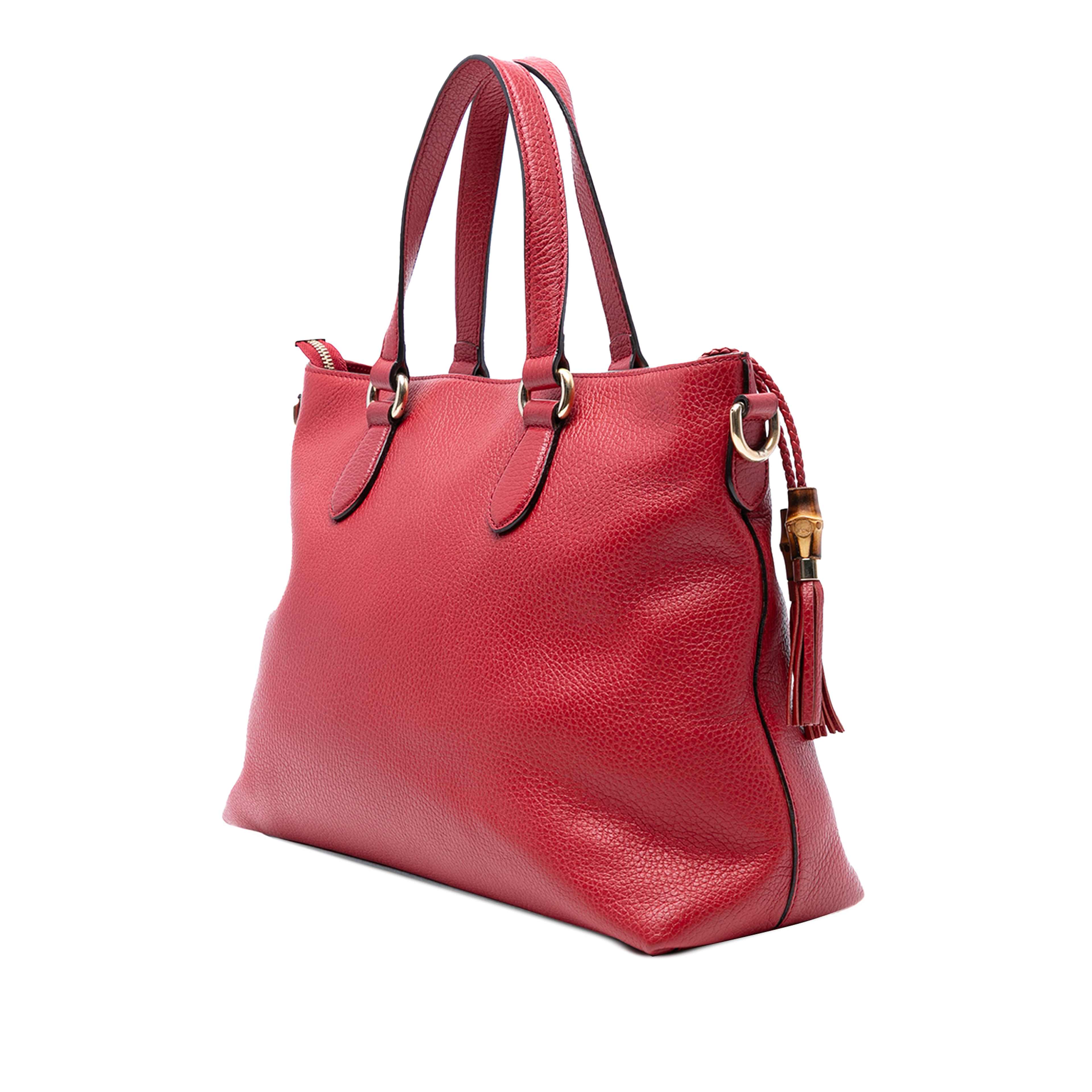 Gucci Leather Bamboo Tassel Satchel, från Luxclusif, i färgen red. Klicka för att öppna bilden i stort format