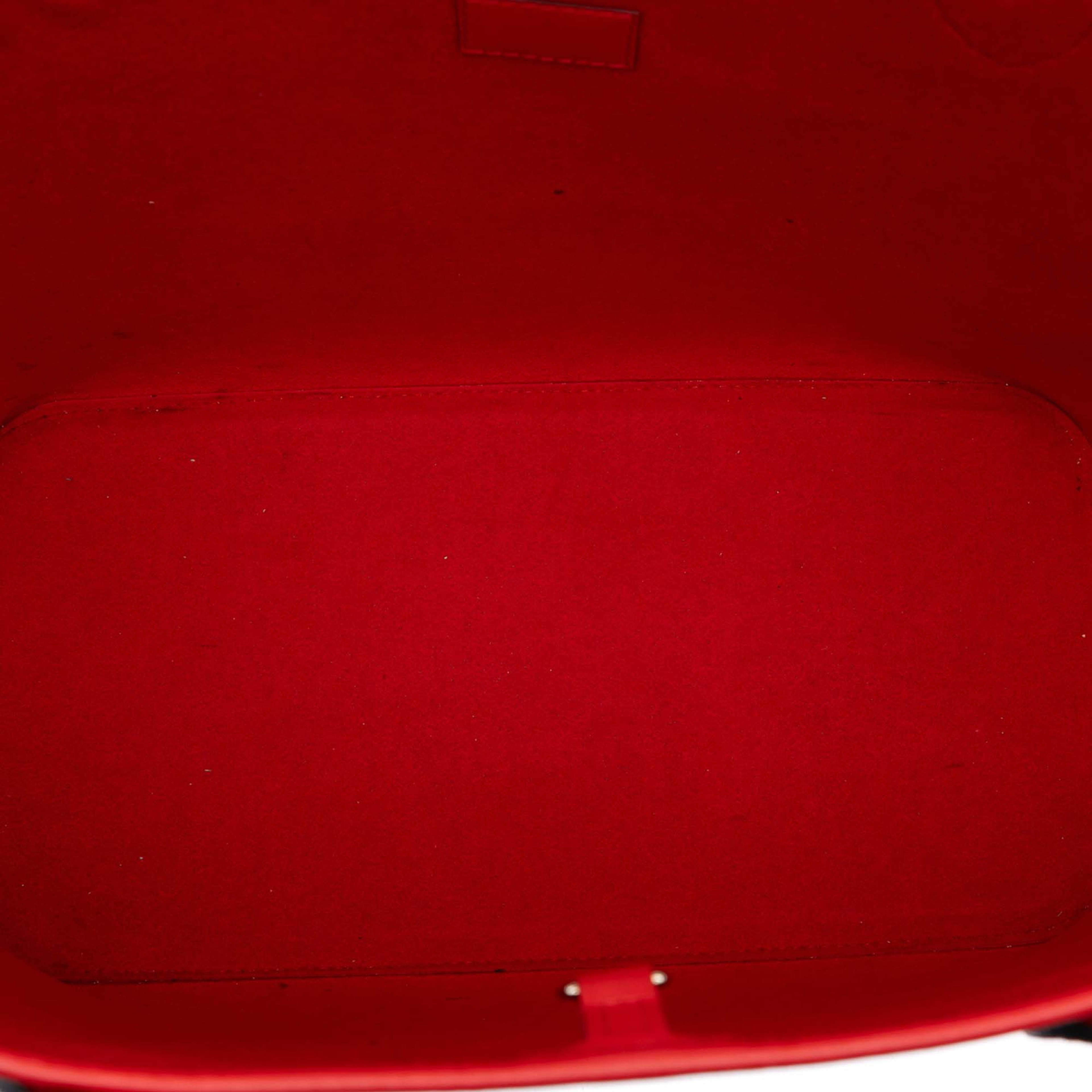 Louis Vuitton Epi Neverfull Mm, från Luxclusif, i färgen red. Klicka för att öppna bilden i stort format
