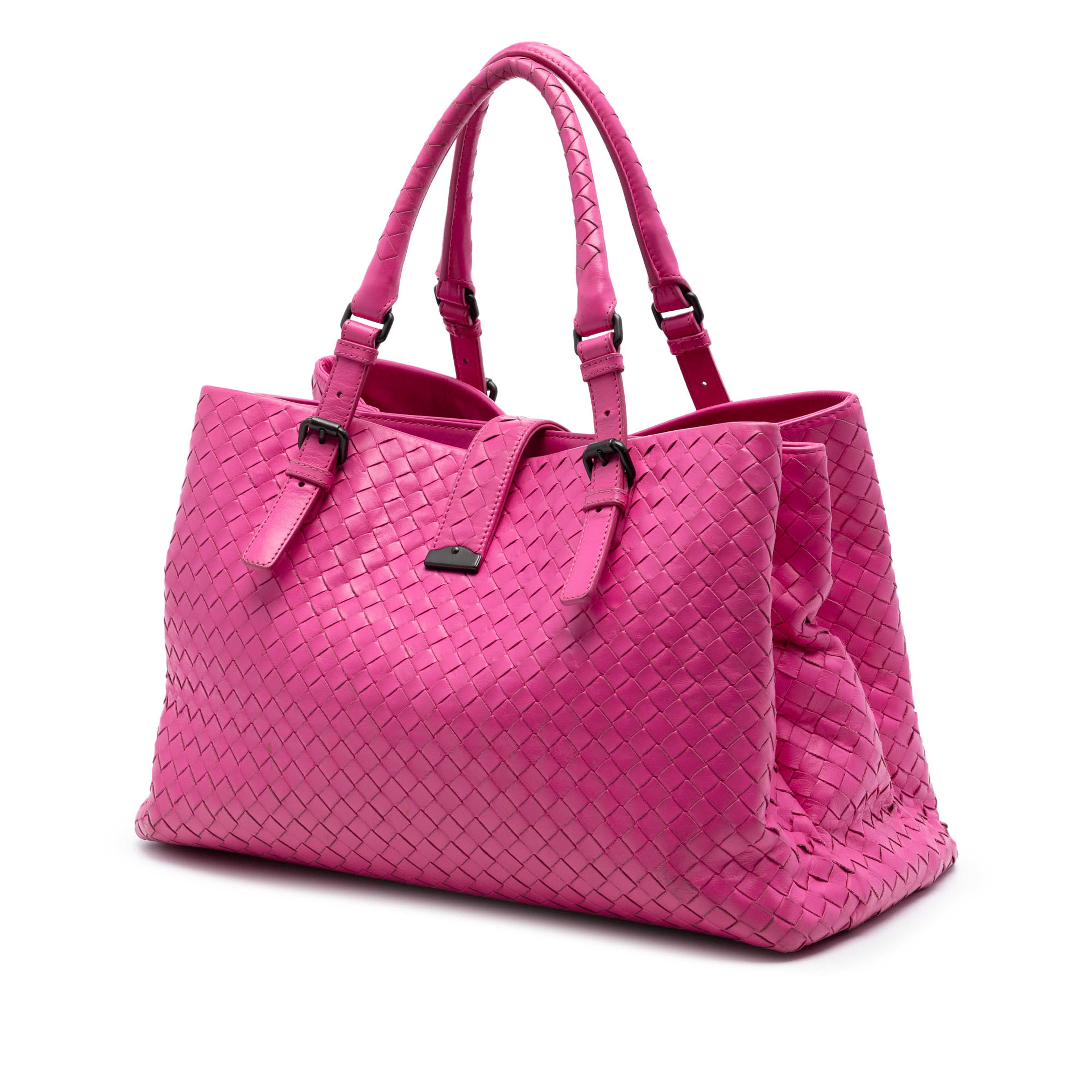 Bottega Veneta Medium Nappa Intrecciato Roma Tote, från Luxclusif, i färgen rosa. Klicka för att öppna bilden i stort format