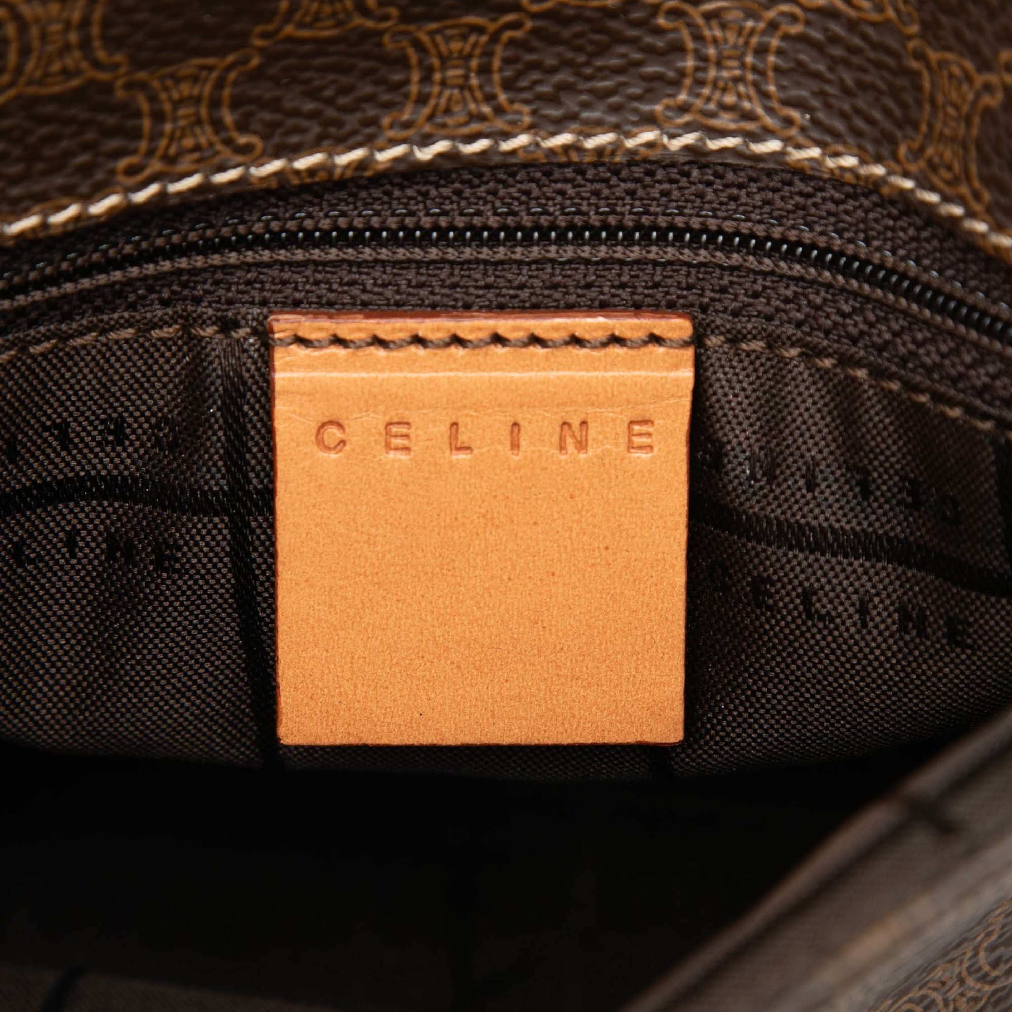 Celine Macadam Coated Canvas Crossbody, från Luxclusif, i färgen brun. Klicka för att öppna bilden i stort format