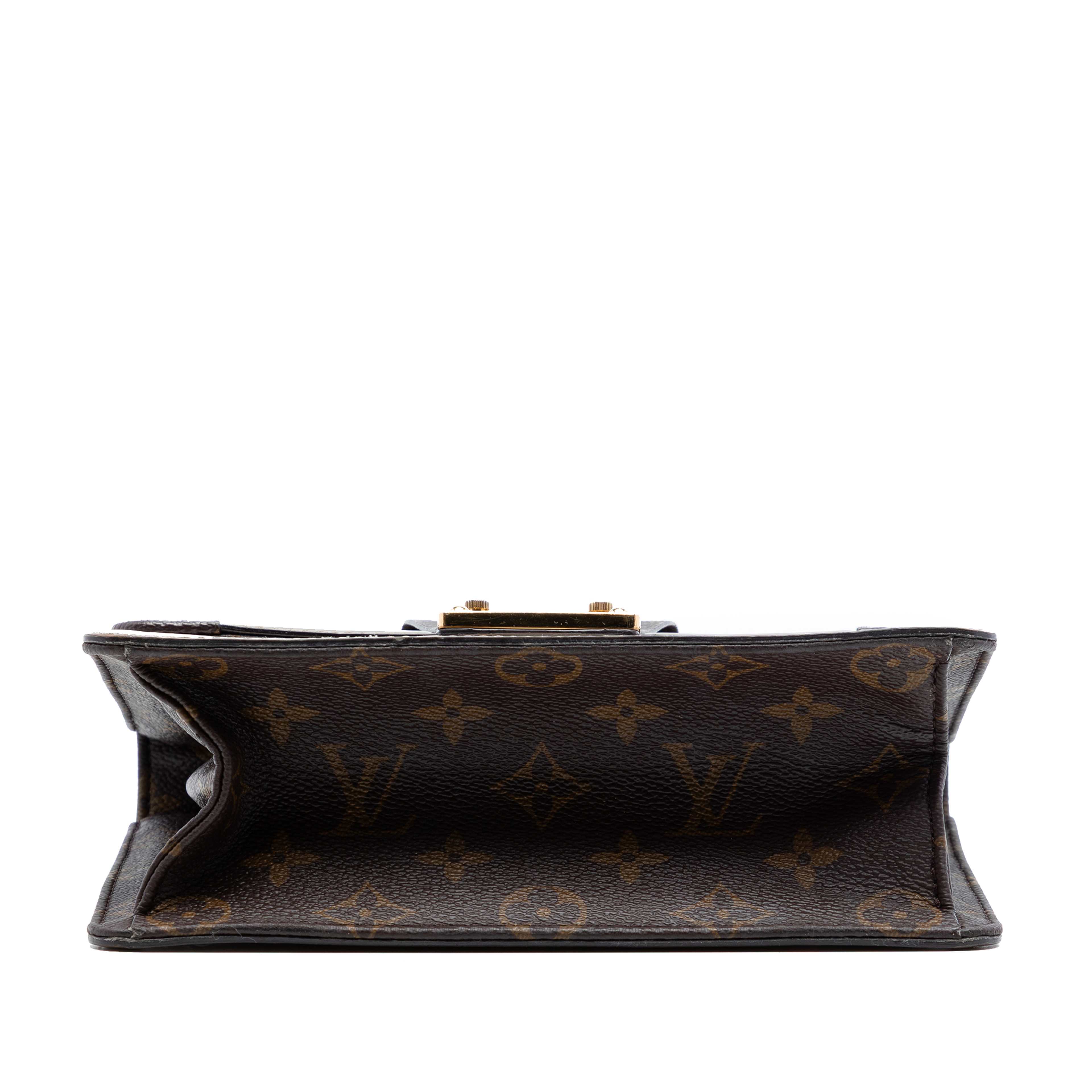 Louis Vuitton Monogram Vernis Wynwood, från Luxclusif, i färgen grå. Klicka för att öppna bilden i stort format