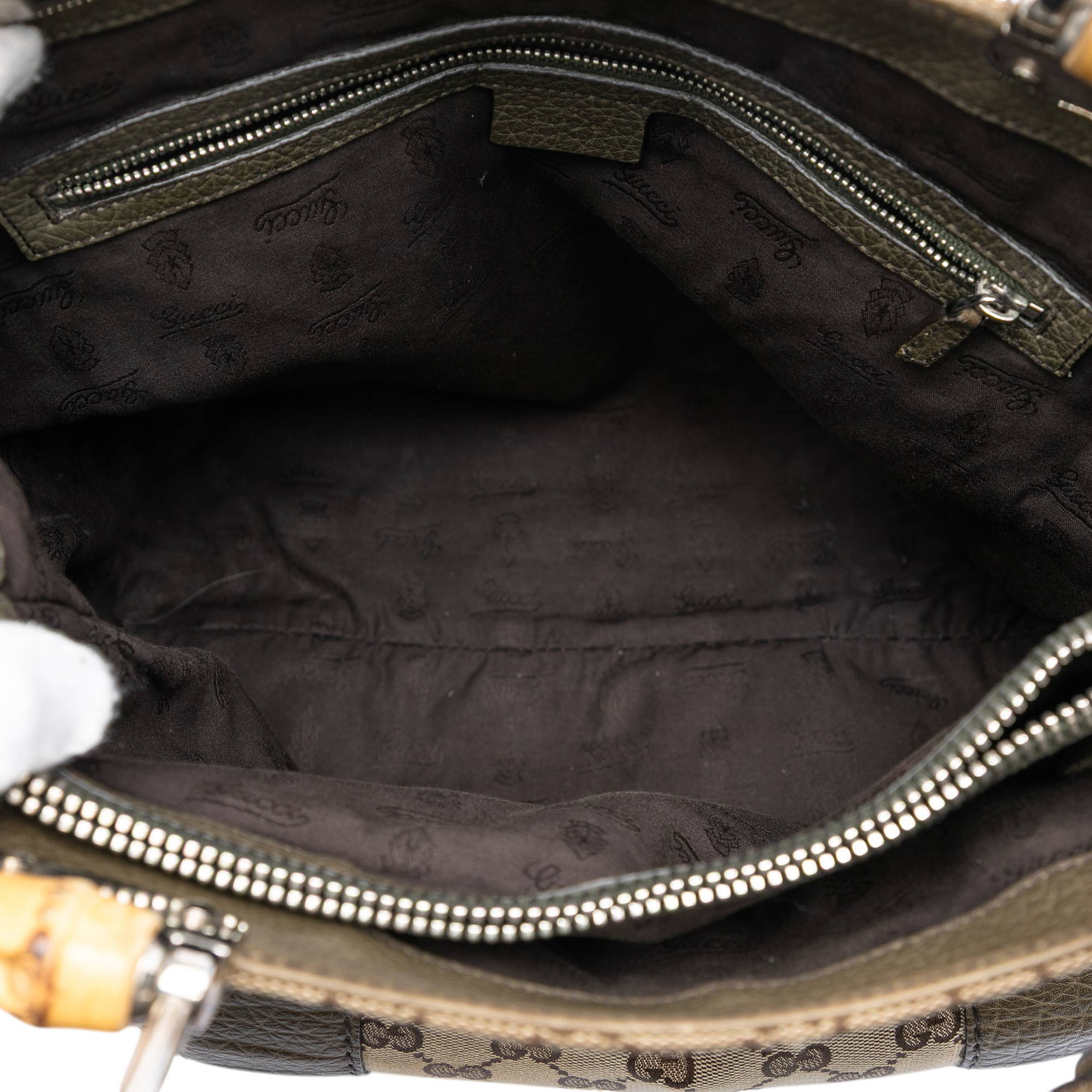 Gucci Large Gg Canvas Bamboo Libeccio Tote, från Luxclusif, i färgen beige. Klicka för att öppna bilden i stort format