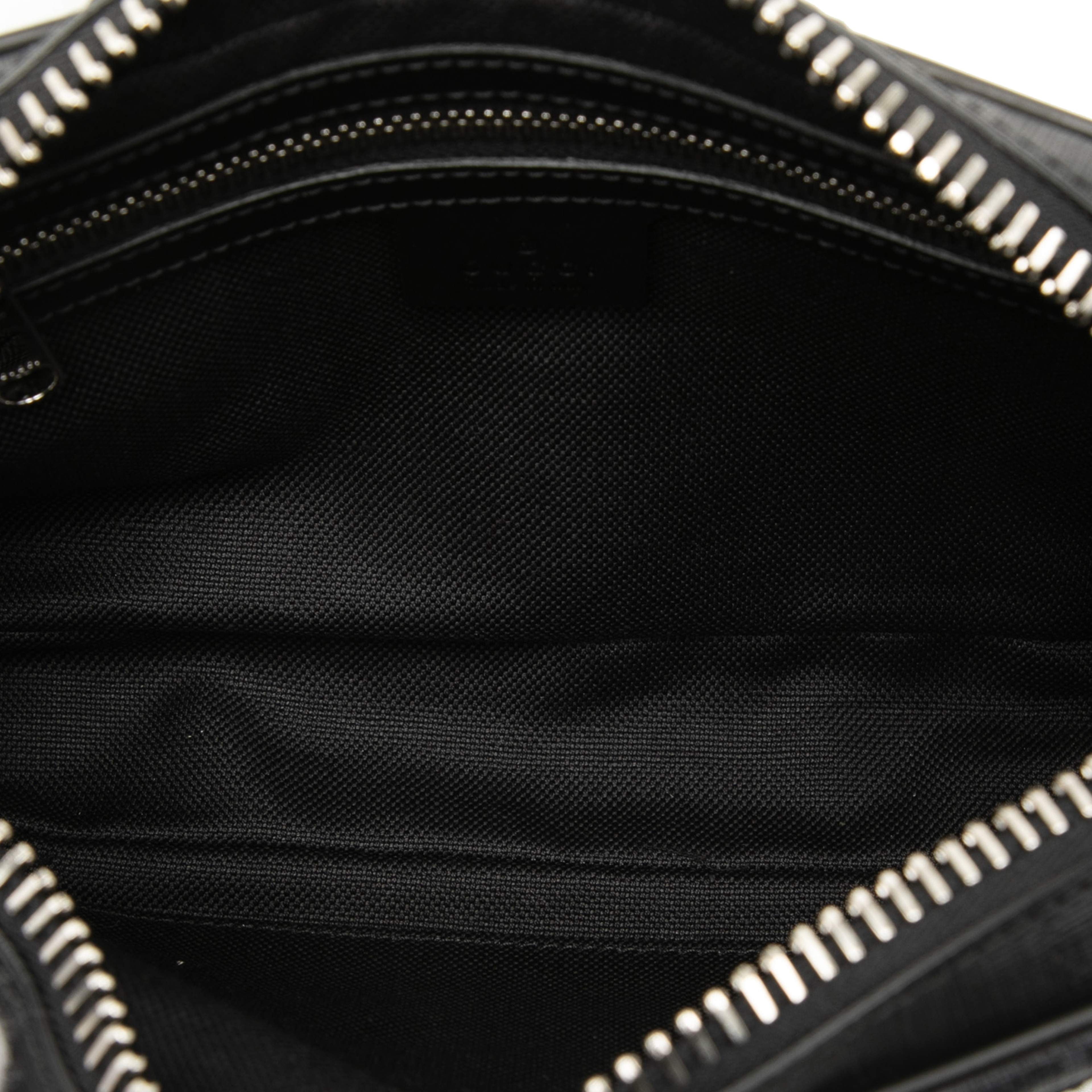 Gucci Gg Supreme Web Belt Bag, från Luxclusif, i färgen black. Klicka för att öppna bilden i stort format