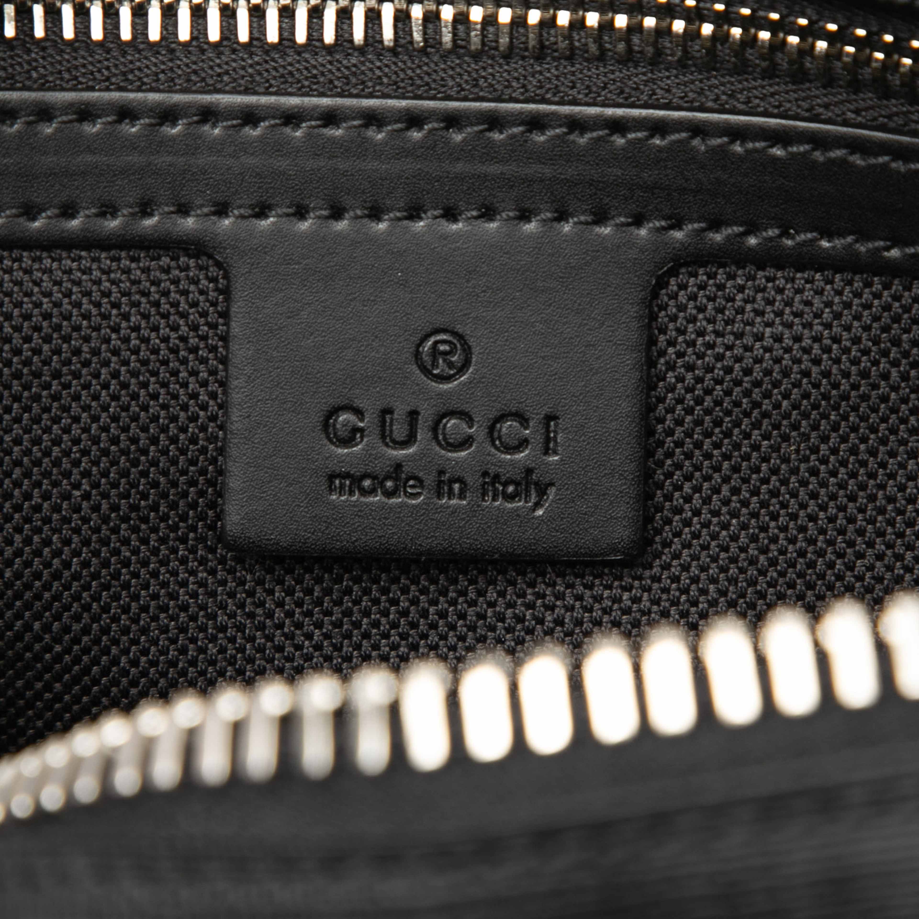 Gucci Gg Supreme Web Belt Bag, från Luxclusif, i färgen black. Klicka för att öppna bilden i stort format