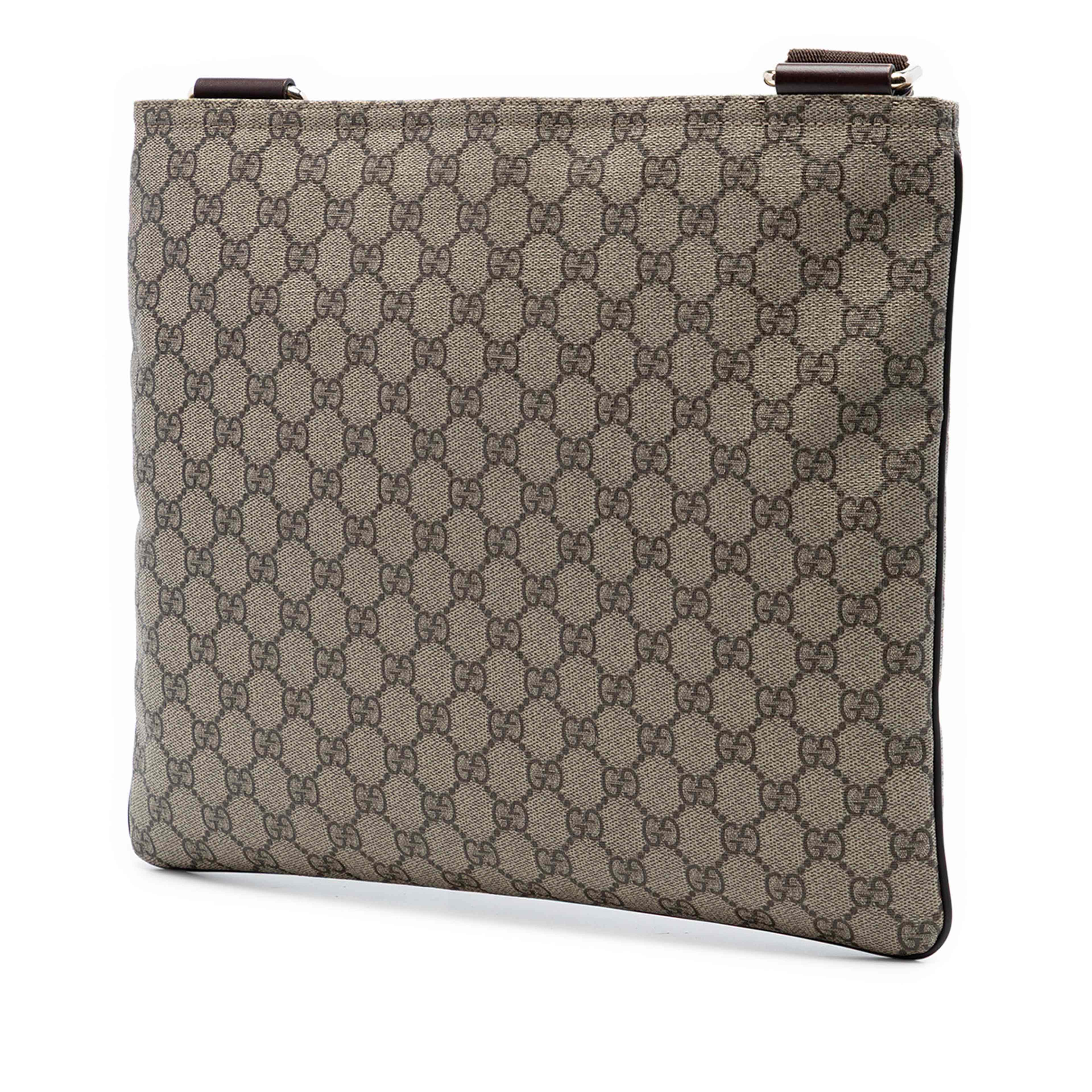 Gucci Gg Supreme Crossbody, från Luxclusif, i färgen beige. Klicka för att öppna bilden i stort format