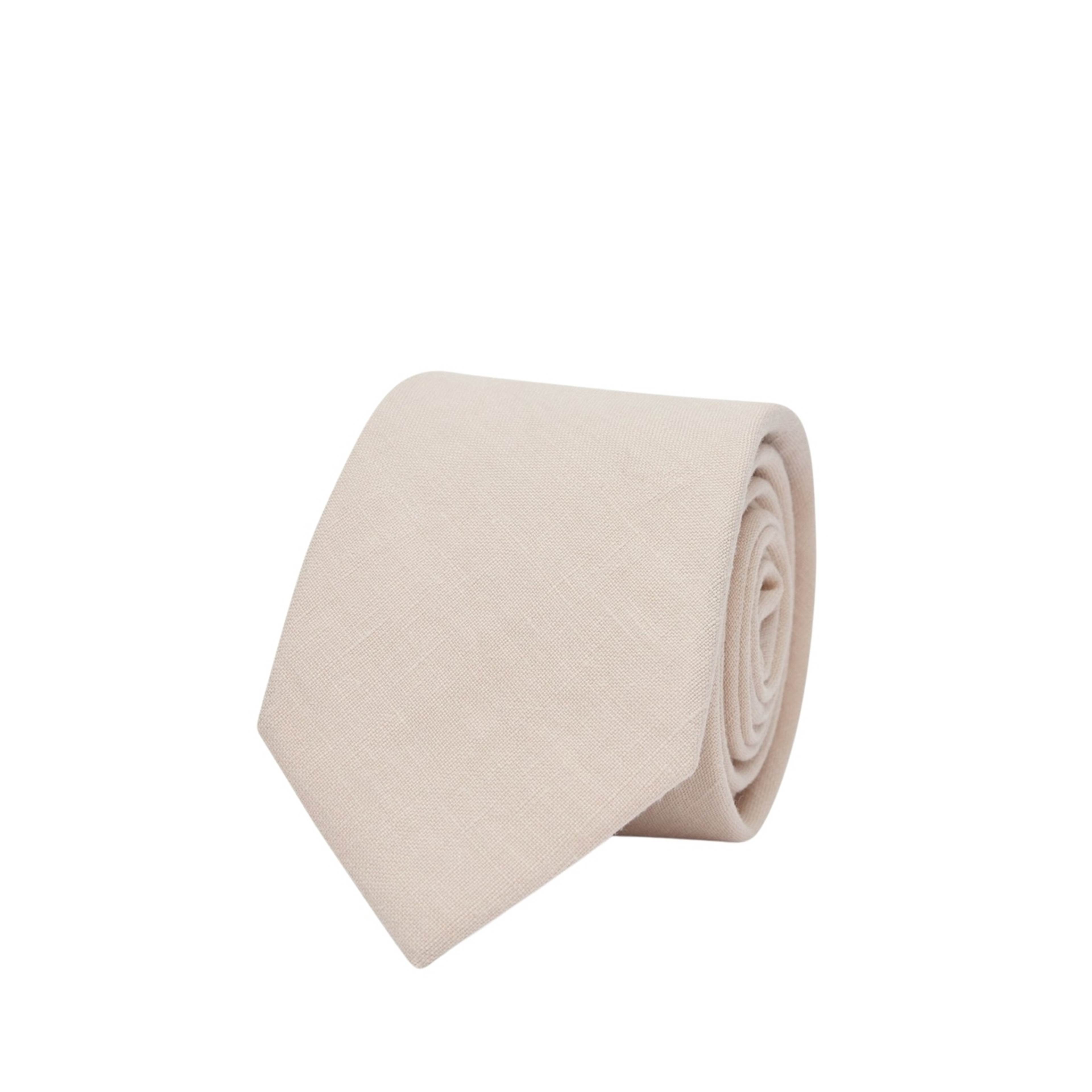 Tie Linen