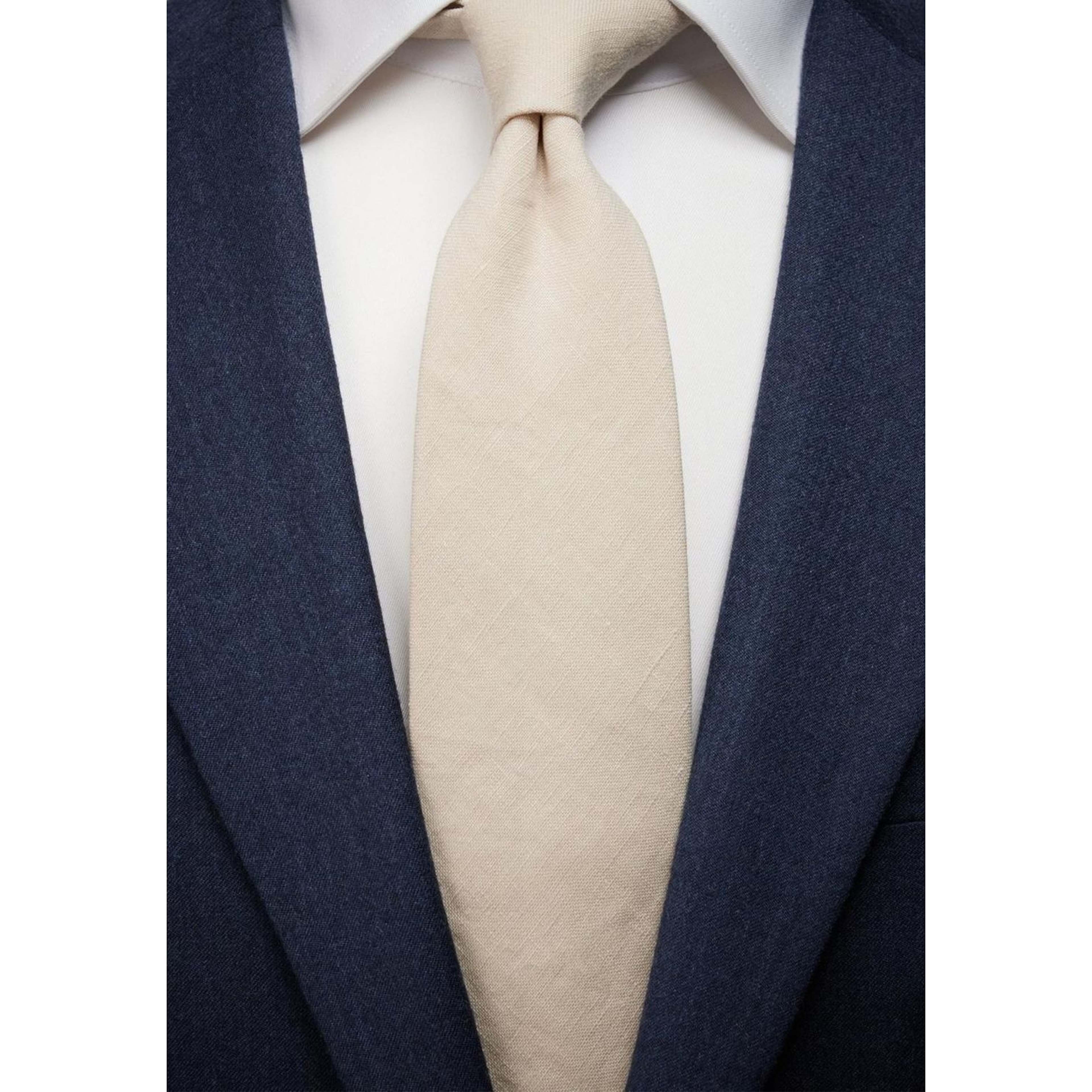 Tie Linen