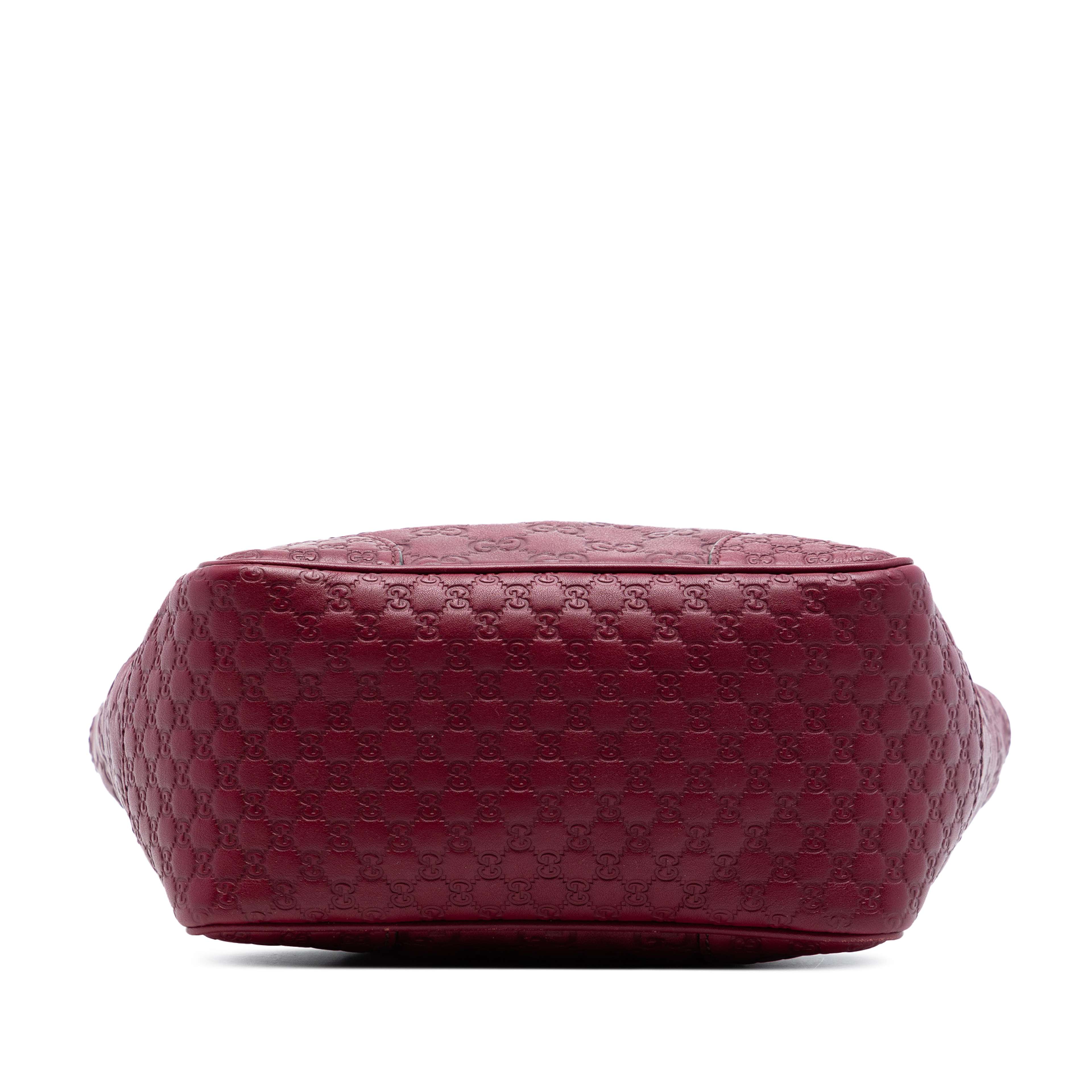 Gucci Small Guccissima Bree Satchel, från Luxclusif, i färgen röd. Klicka för att öppna bilden i stort format