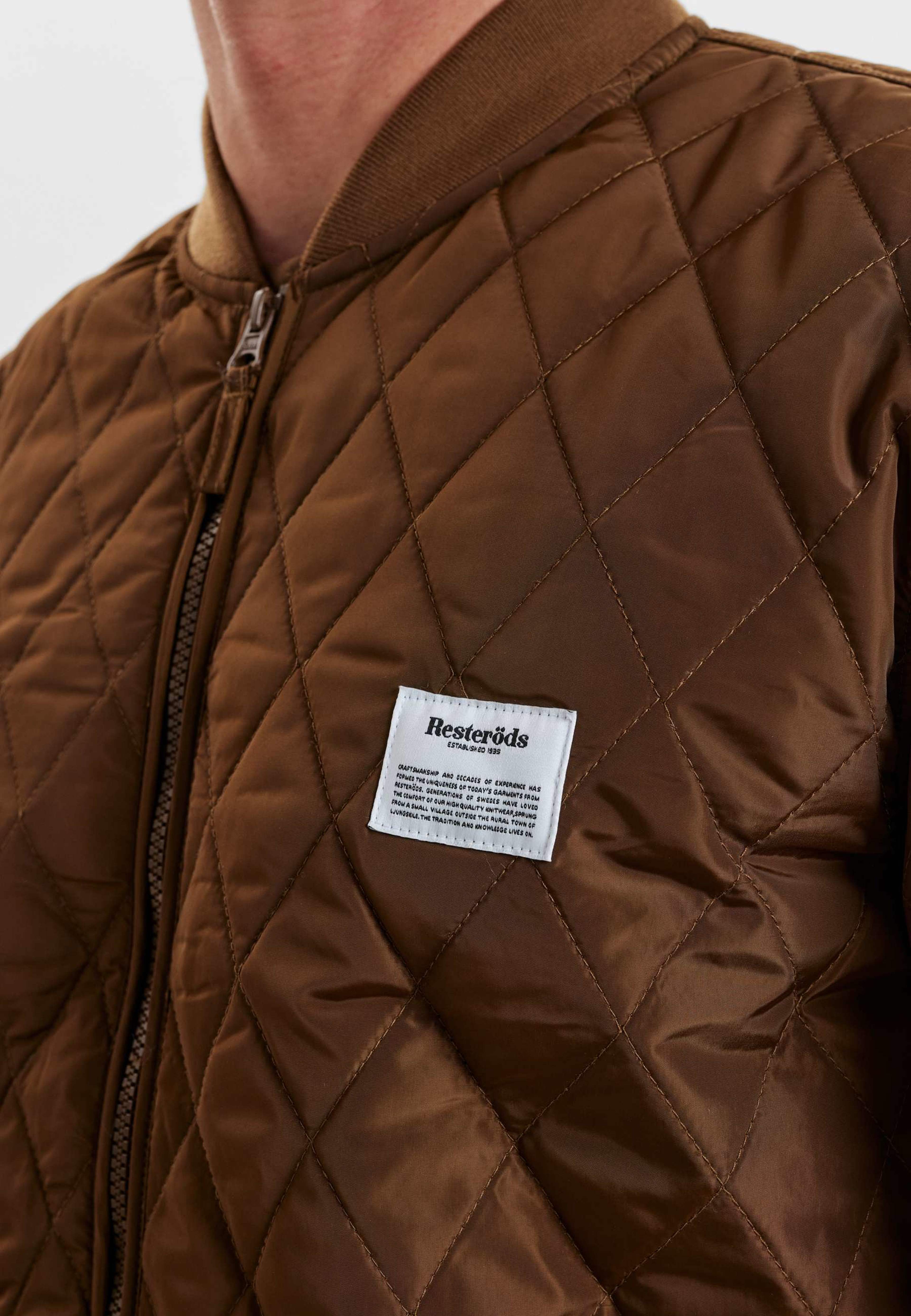 Quiltad Jacka | Återvunnen Polyester | Marinblå