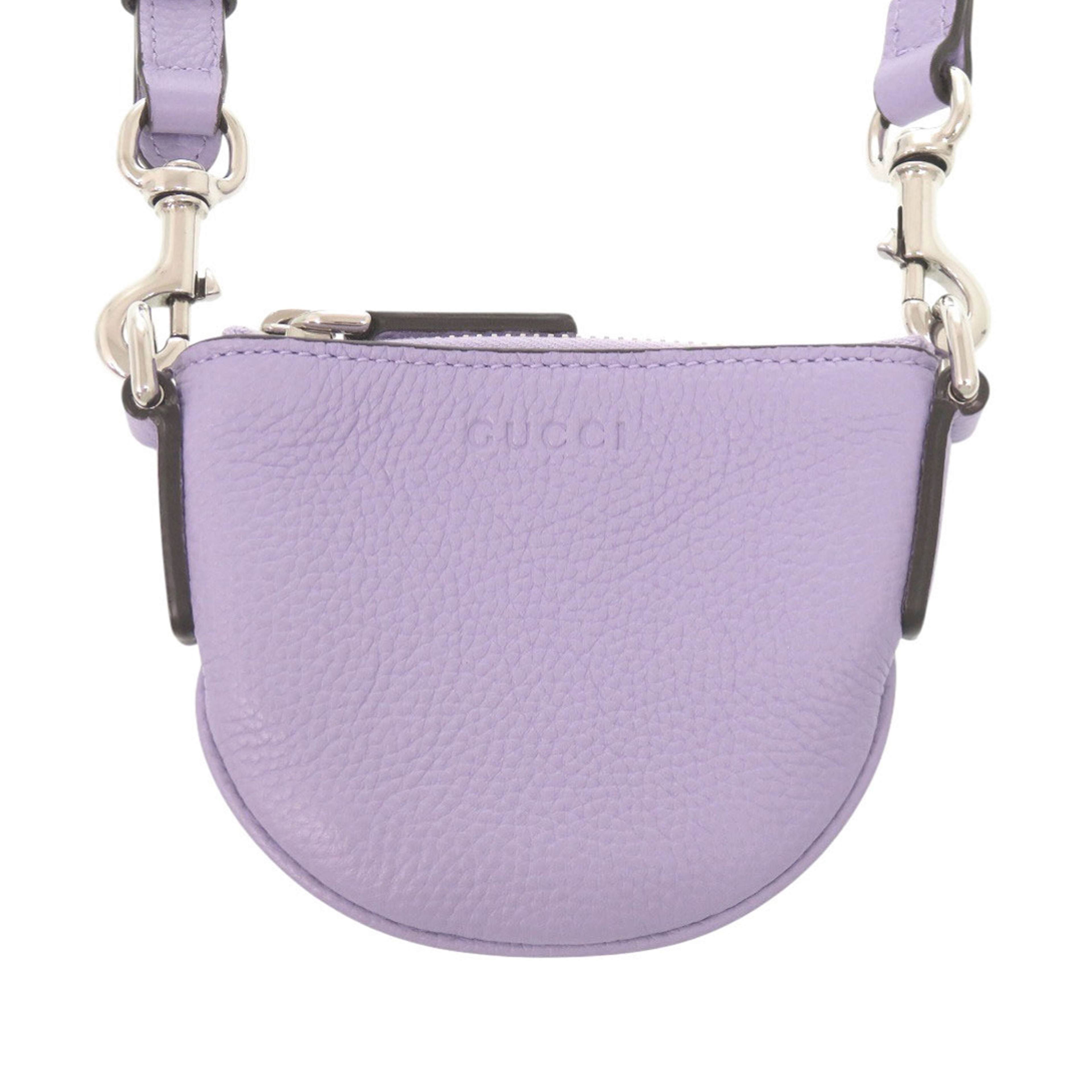 Gucci Micro Mini Calfskin Web B Crossbody, från Luxclusif, i färgen purpur. Klicka för att öppna bilden i stort format