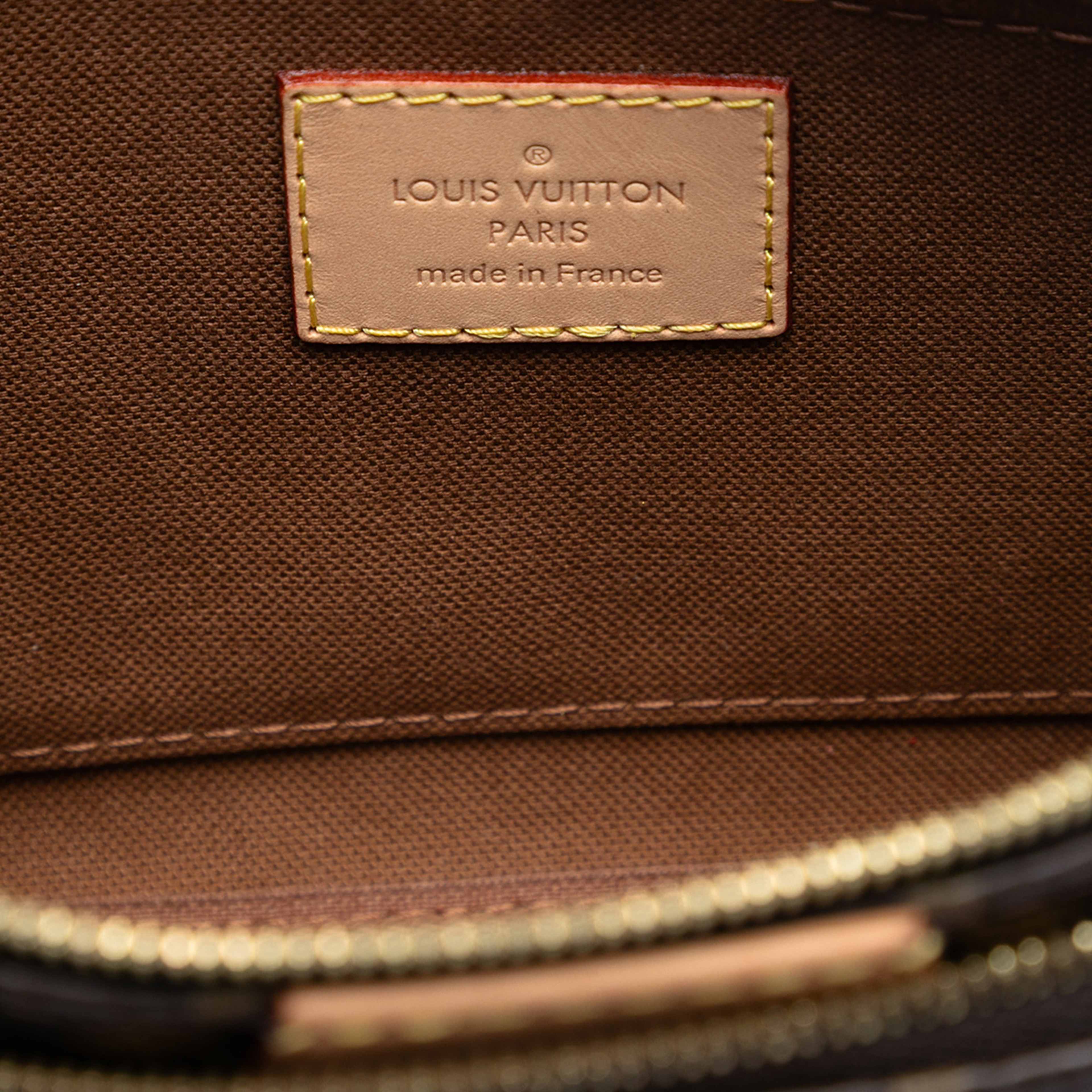 Louis Vuitton Monogram Multi Pochette Accessoires, från Luxclusif, i färgen brown. Klicka för att öppna bilden i stort format