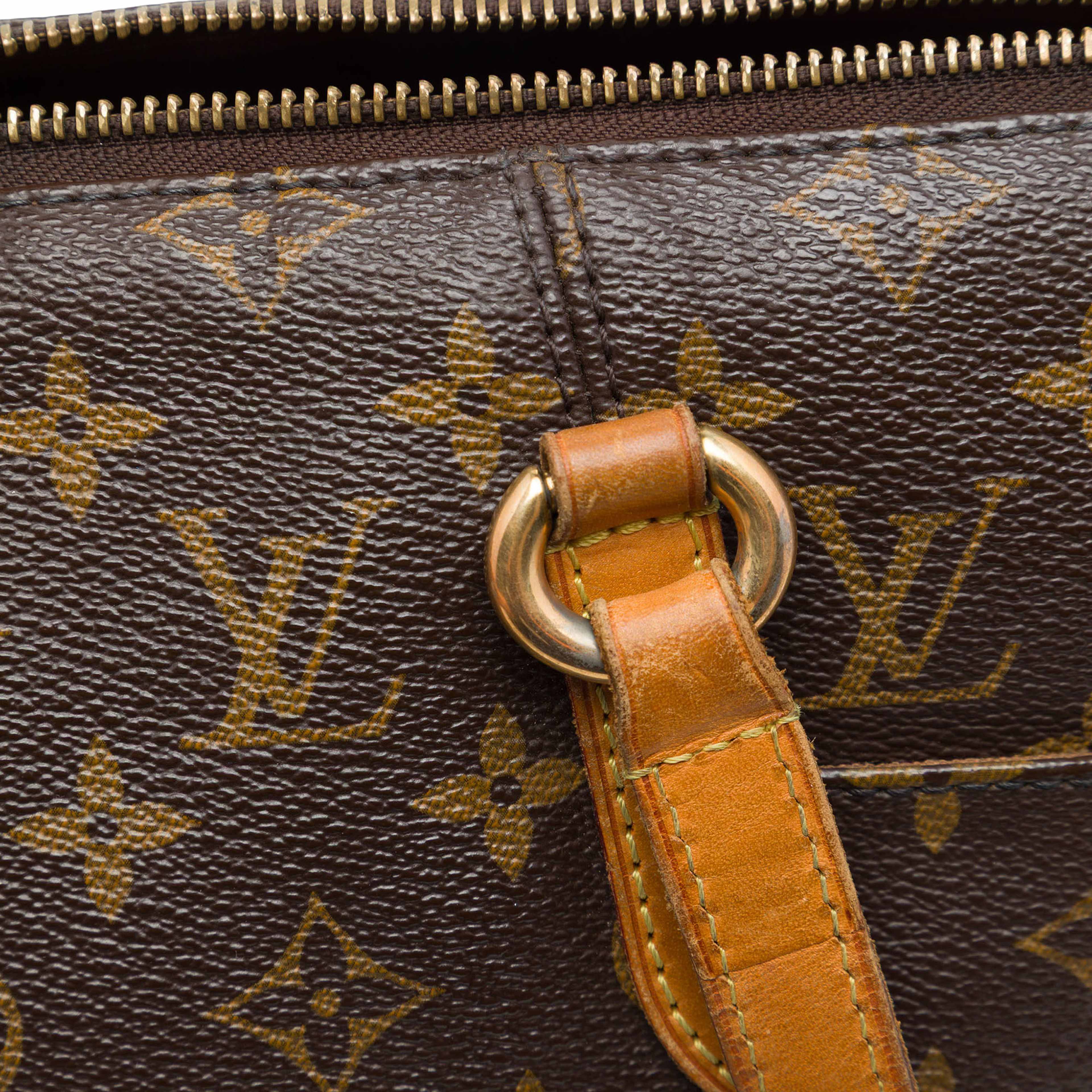 Louis Vuitton Monogram Totally Pm, från Luxclusif, i färgen brun. Klicka för att öppna bilden i stort format