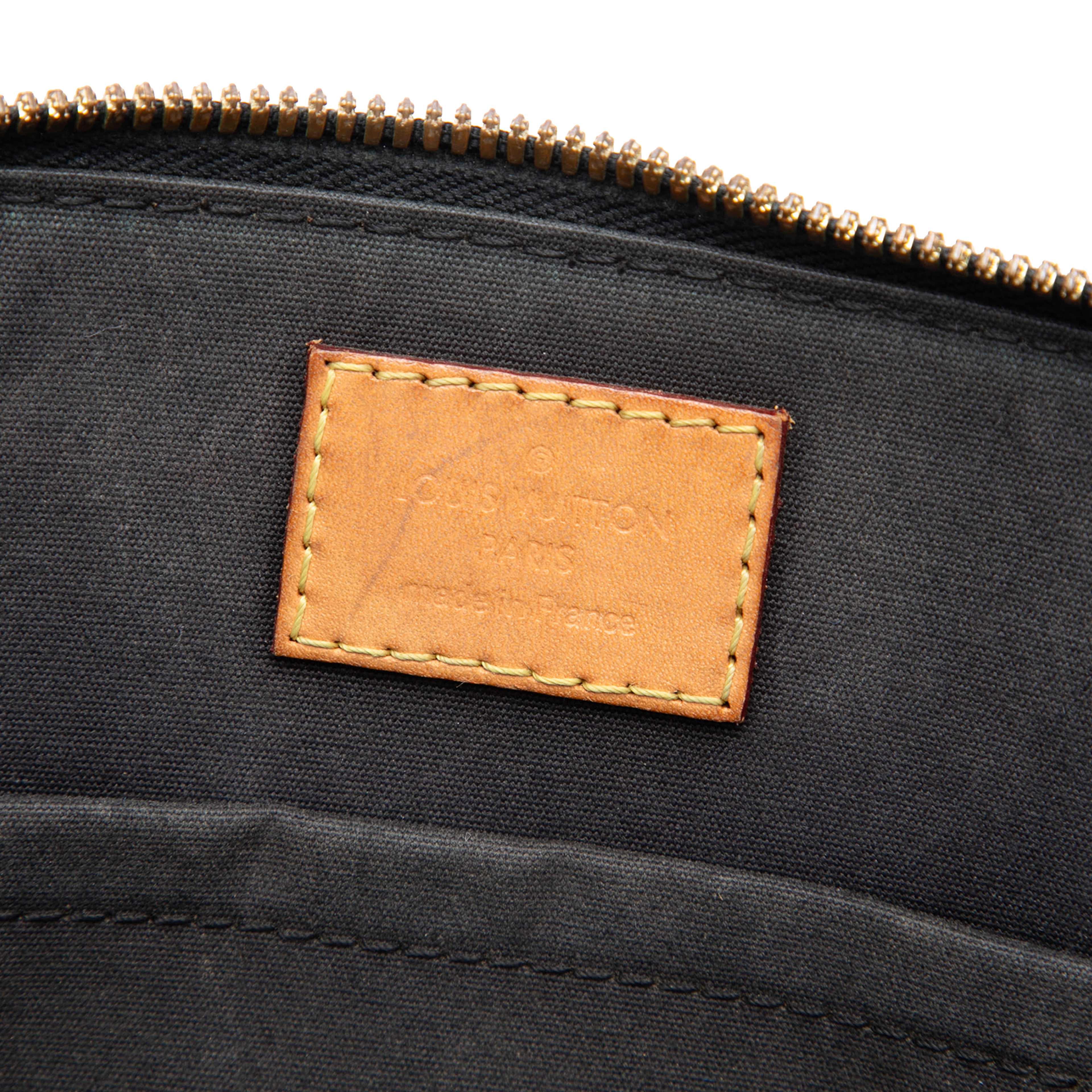 Louis Vuitton Monogram Vernis Alma Bb, från Luxclusif, i färgen svart. Klicka för att öppna bilden i stort format