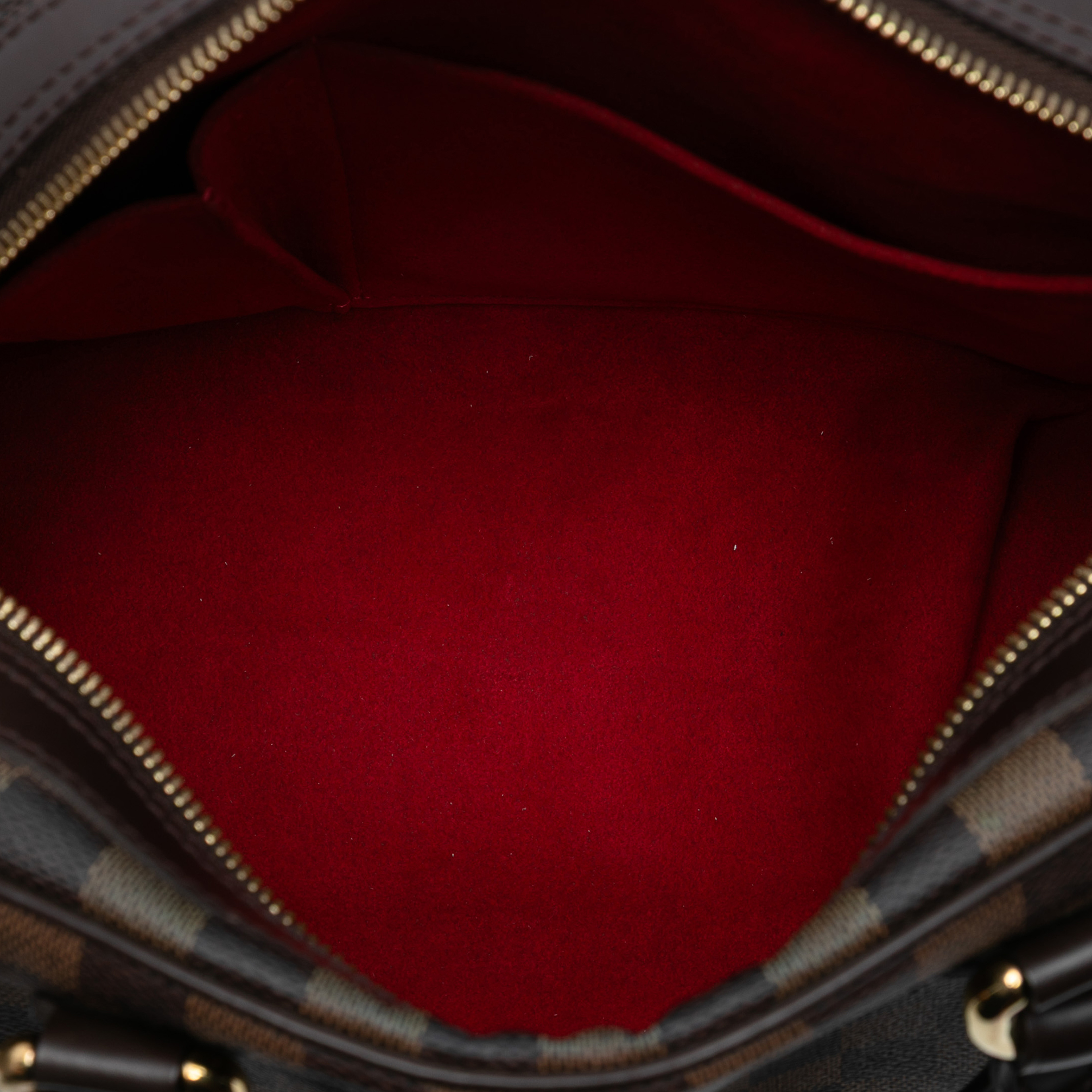 Louis Vuitton Damier Ebene Duomo, från Luxclusif, i färgen brown. Klicka för att öppna bilden i stort format