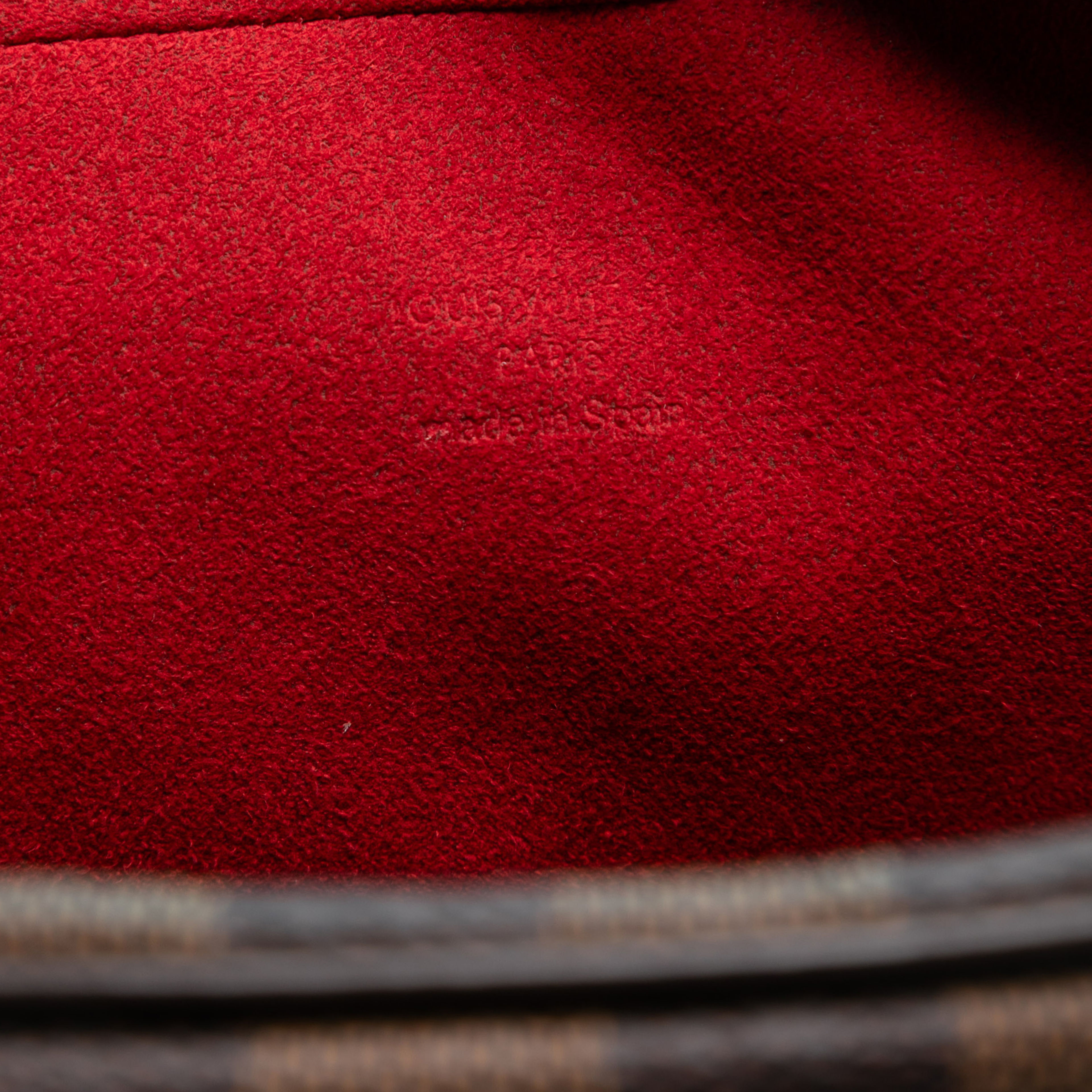 Louis Vuitton Damier Ebene Duomo, från Luxclusif, i färgen brown. Klicka för att öppna bilden i stort format