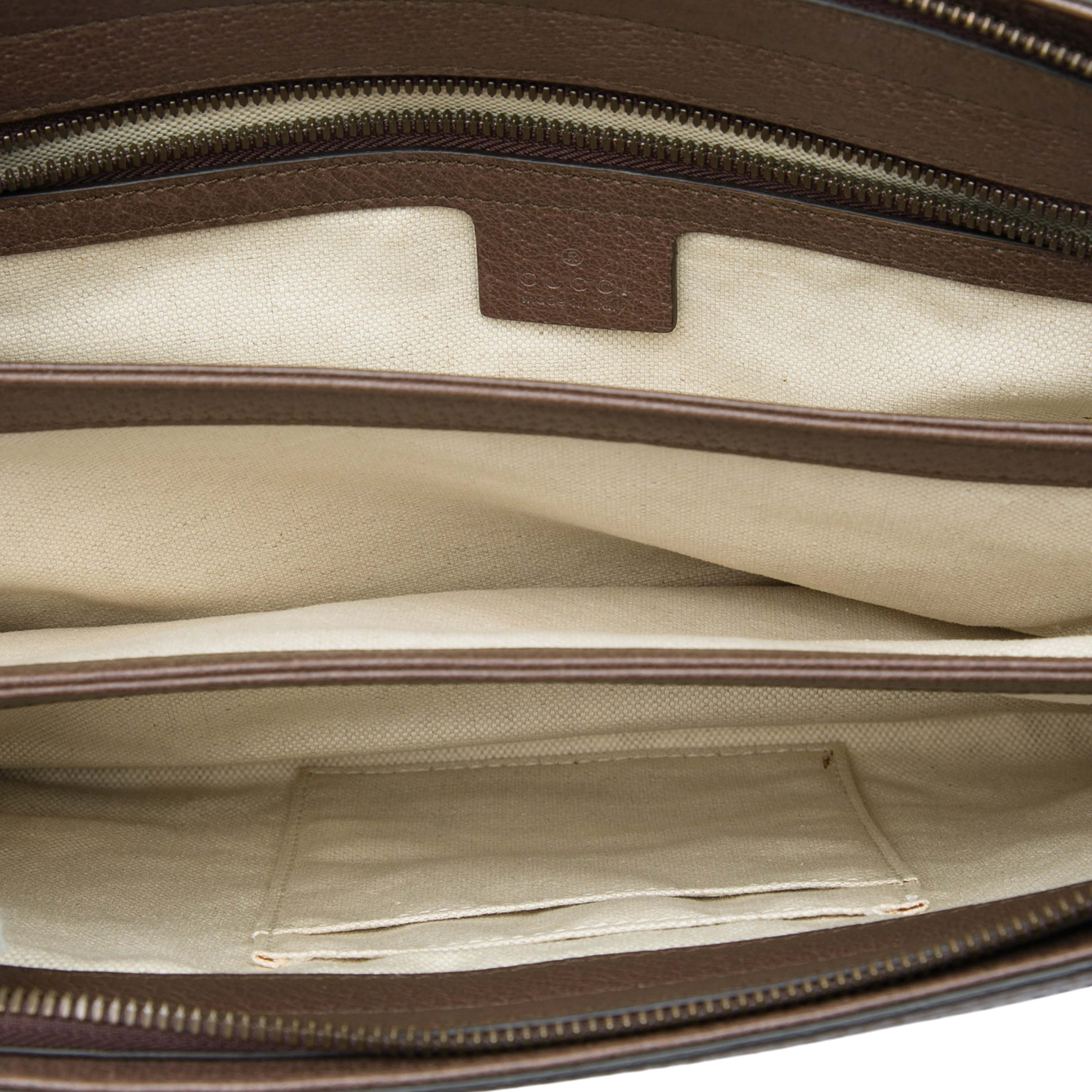 Gucci Medium Gg Supreme Web Ophidia Crossbody, från Luxclusif, i färgen beige. Klicka för att öppna bilden i stort format