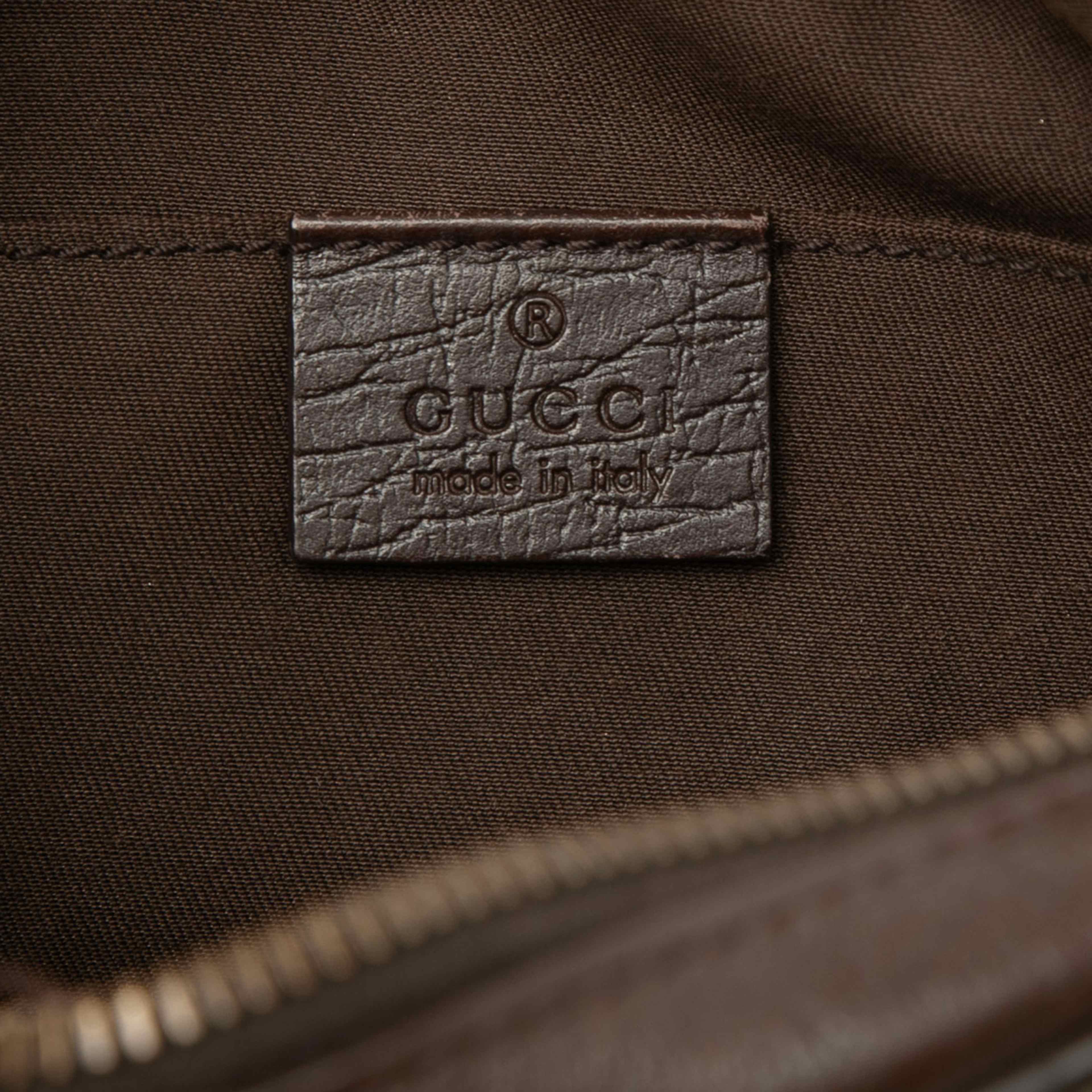 Gucci Gg Supreme Web Crossbody, från Luxclusif, i färgen beige. Klicka för att öppna bilden i stort format
