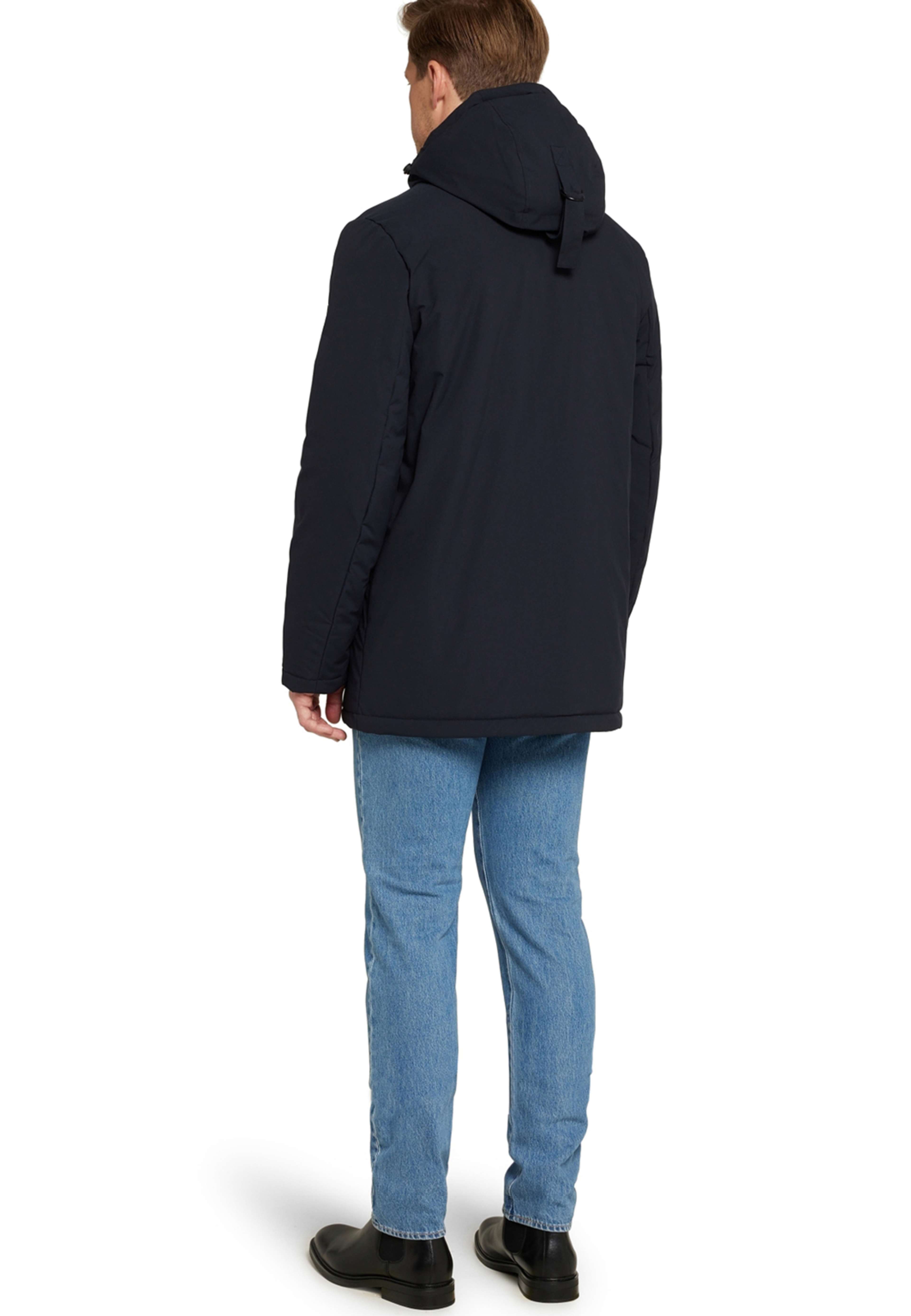 Ewing Jacket, från Saki, i färgen dark navy.