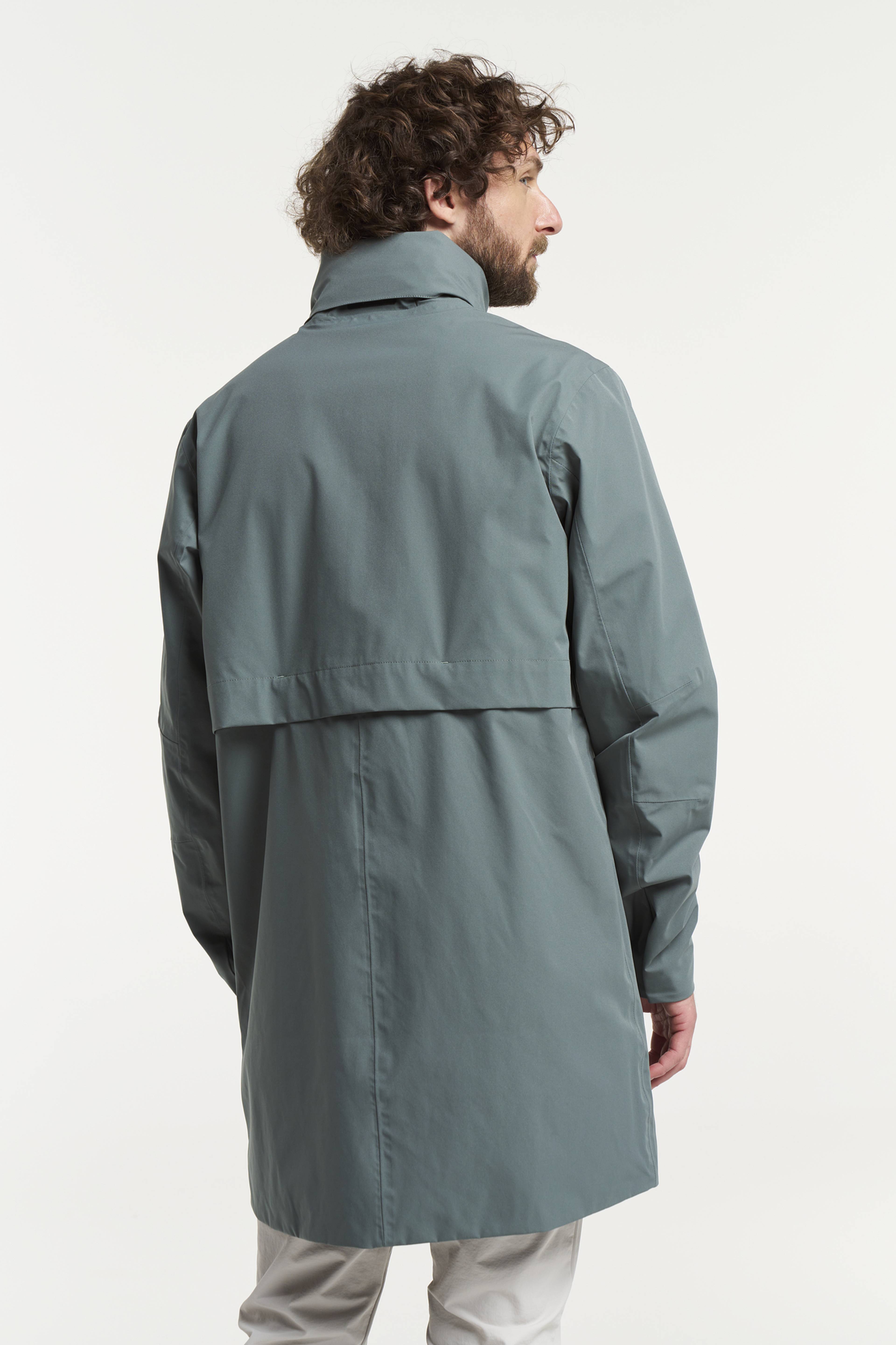 Cloudburst Coat Men, från Tenson, i färgen mörkgrön. Klicka för att öppna bilden i stort format