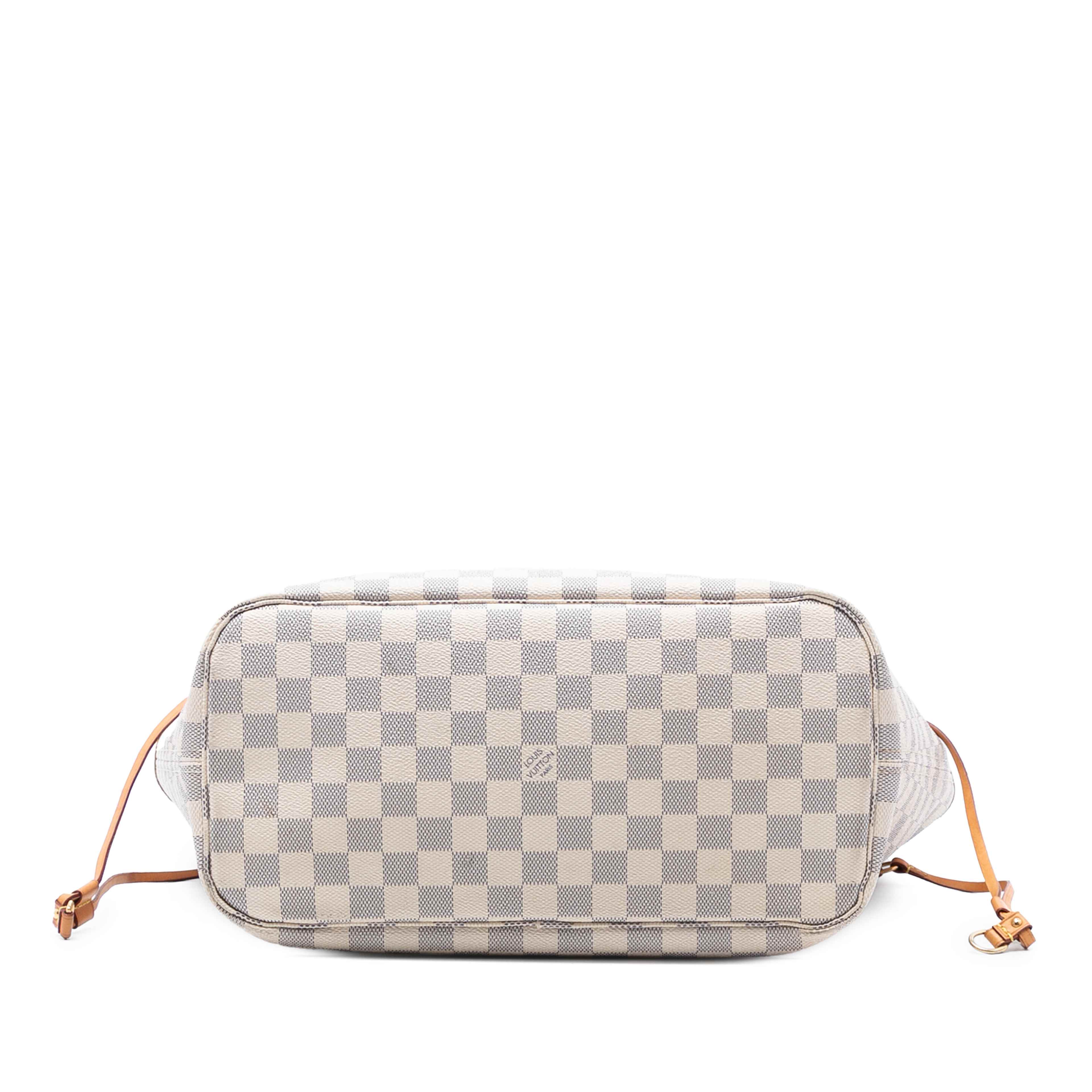 Louis Vuitton Damier Azur Neverfull Mm, från Luxclusif, i färgen white. Klicka för att öppna bilden i stort format
