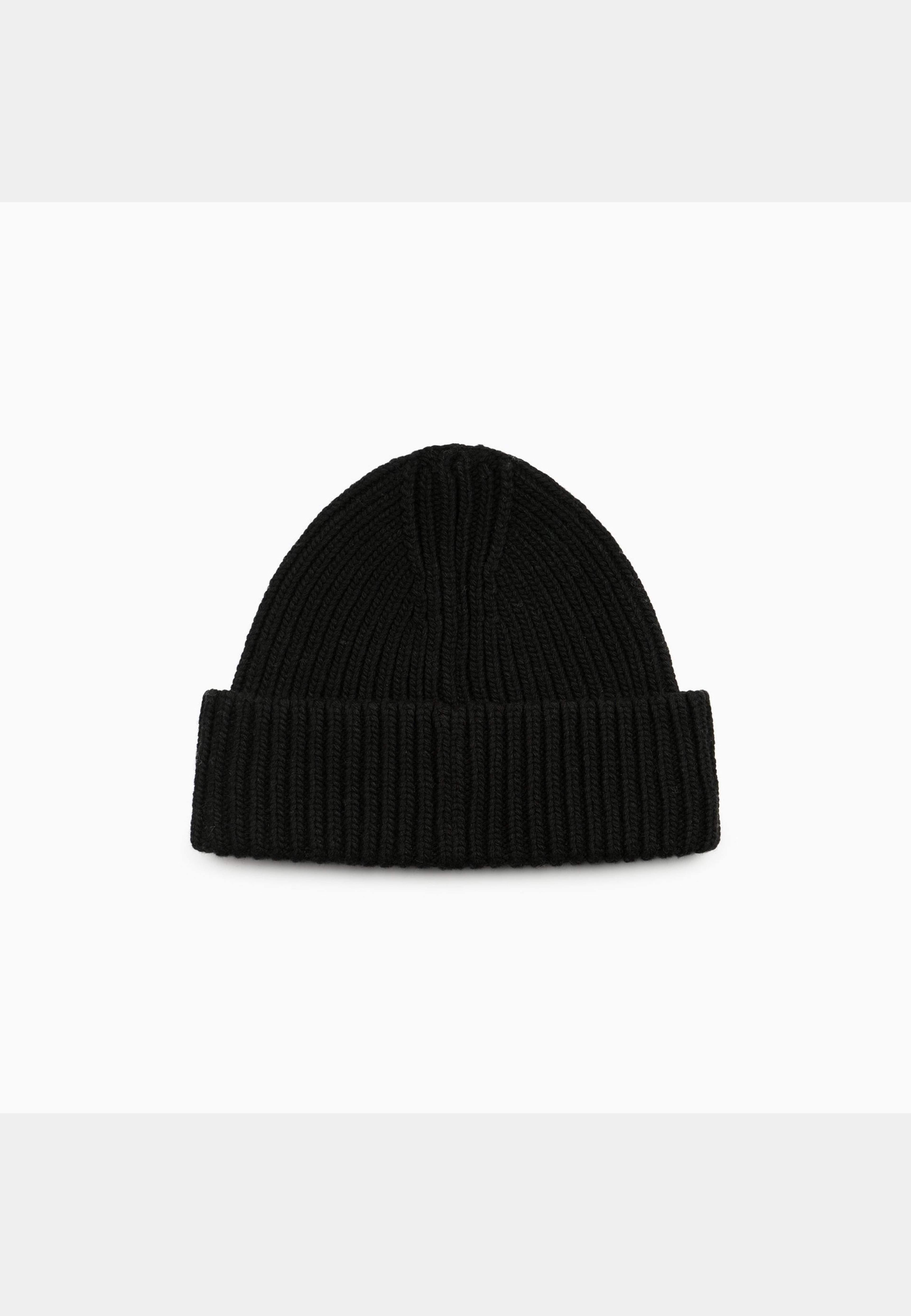 Soft Knit Beanie, från Acqua Limone, i färgen black. Klicka för att öppna bilden i stort format