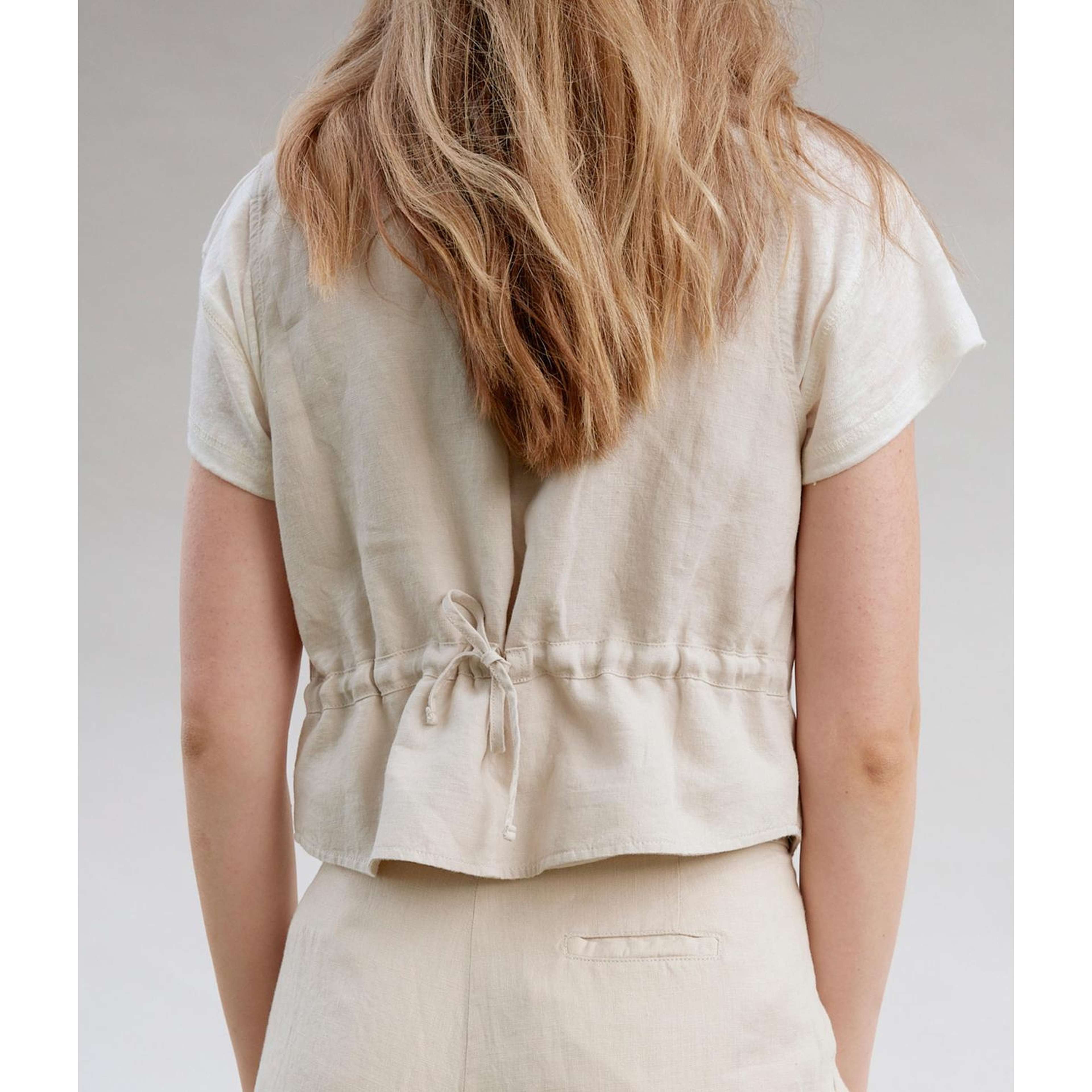 Lova Vest