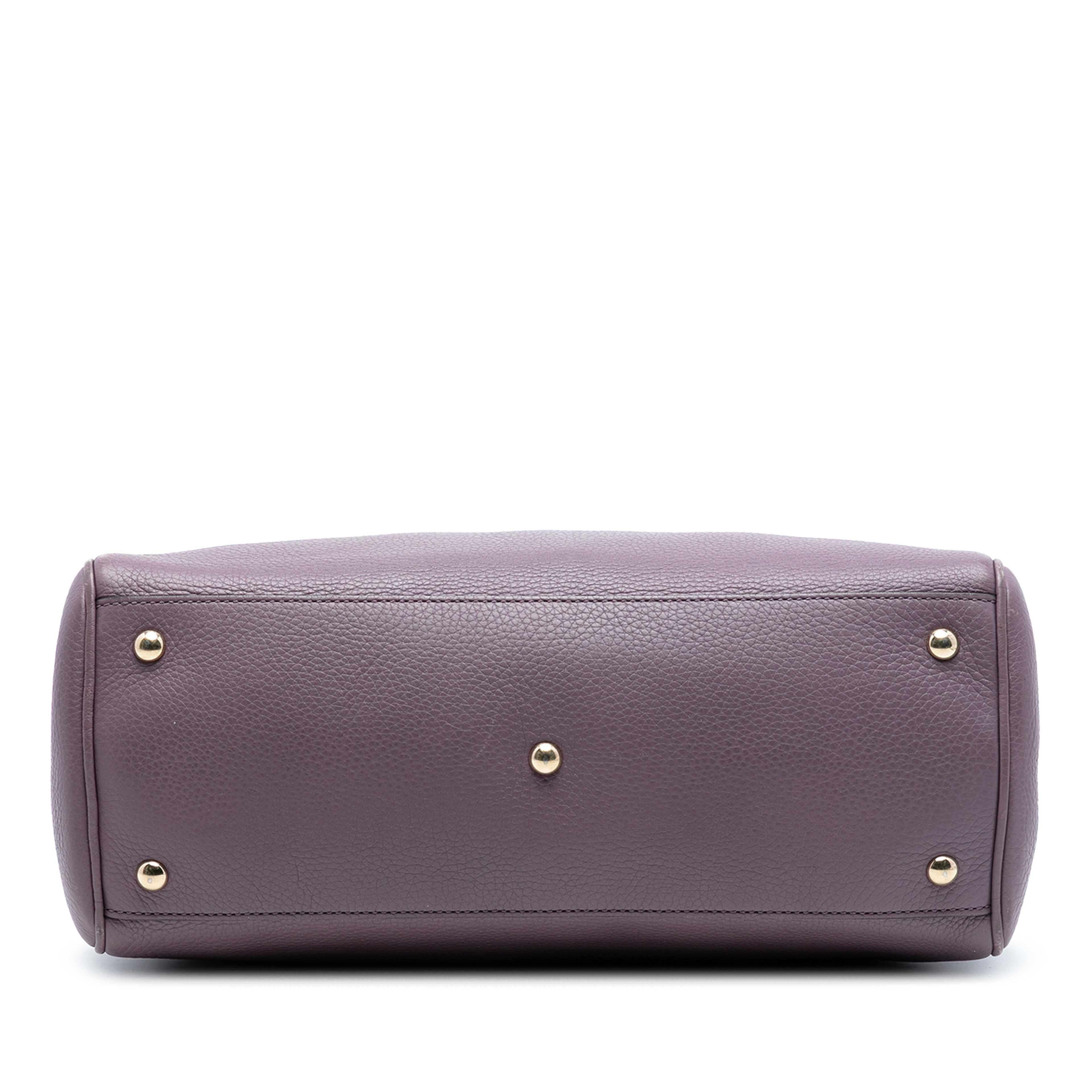 Gucci Medium Calfskin Bamboo Shopper Satchel, från Luxclusif, i färgen dark purple. Klicka för att öppna bilden i stort format