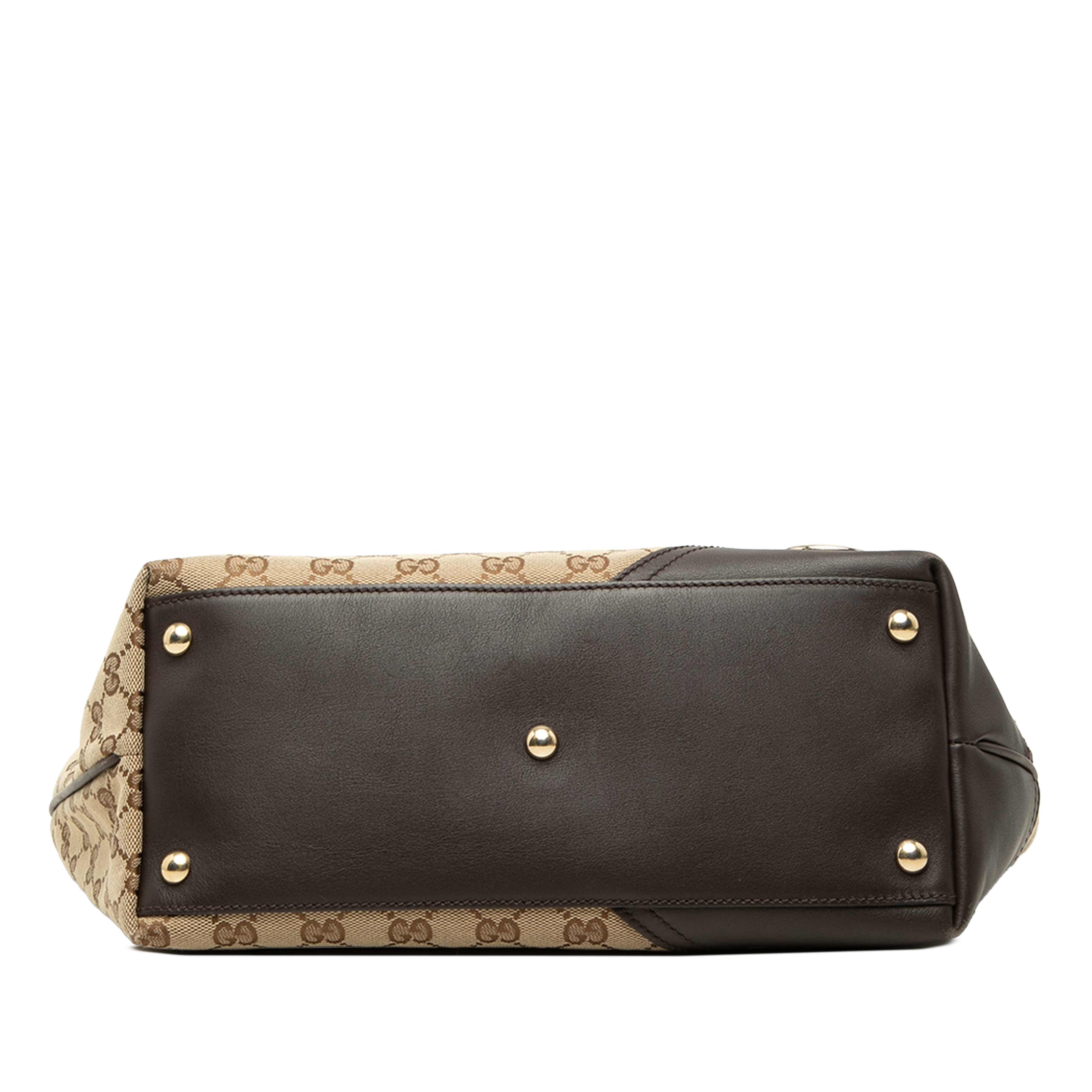 Gucci Gg Canvas New Britt Tote, från Luxclusif, i färgen beige. Klicka för att öppna bilden i stort format