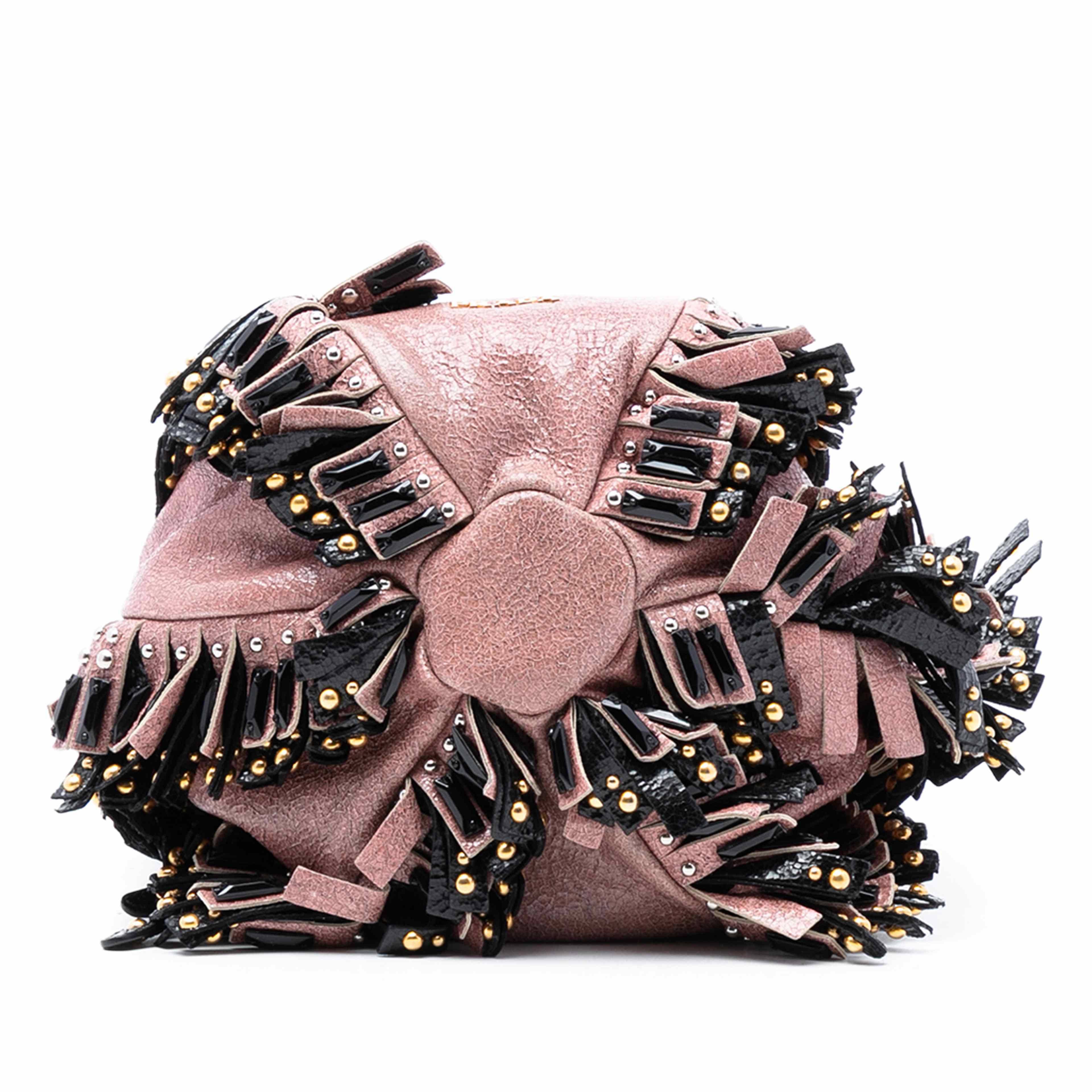 Prada Craquele Leather Embellished Fringe Bucket Bag, från Luxclusif, i färgen pink. Klicka för att öppna bilden i stort format