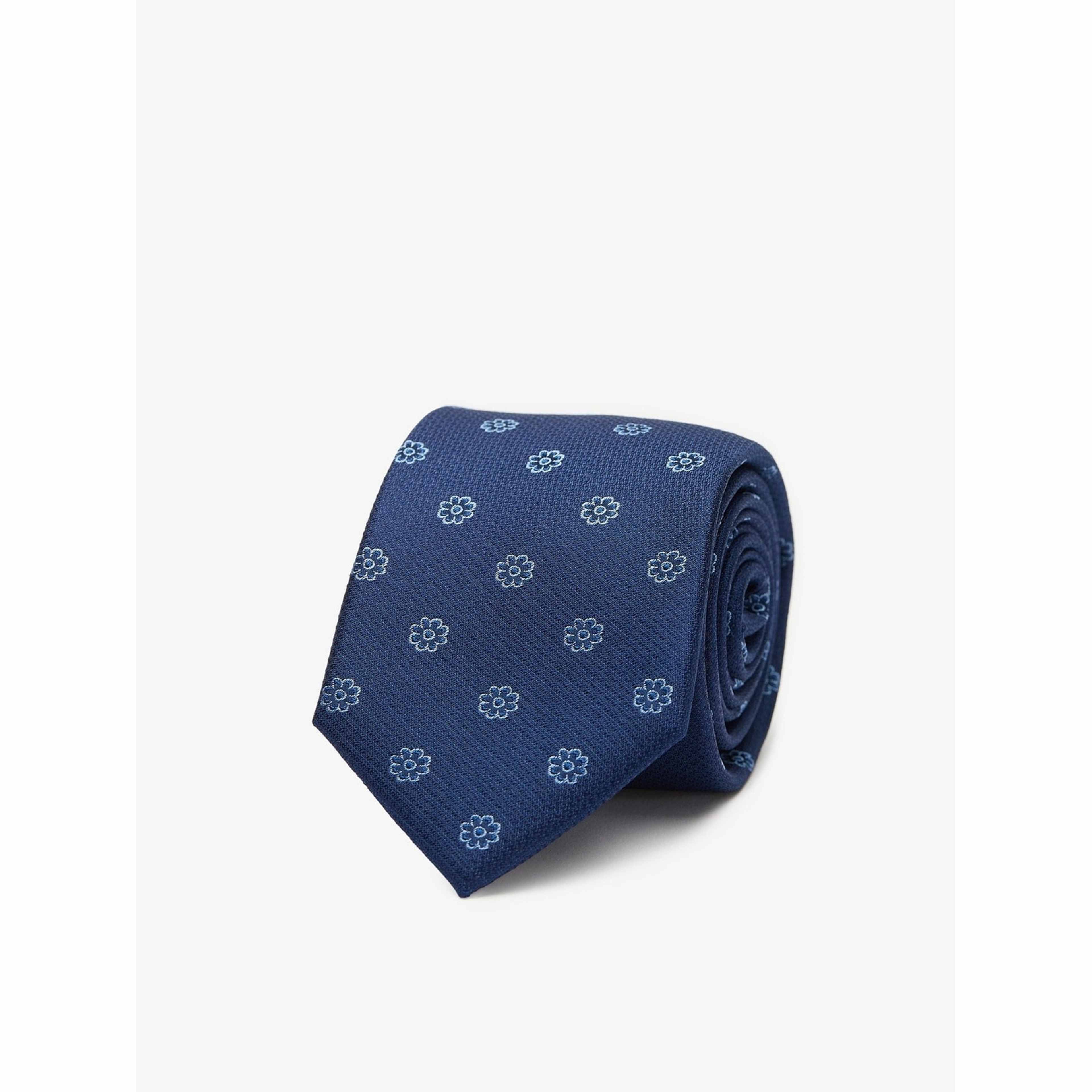 Tie Structure