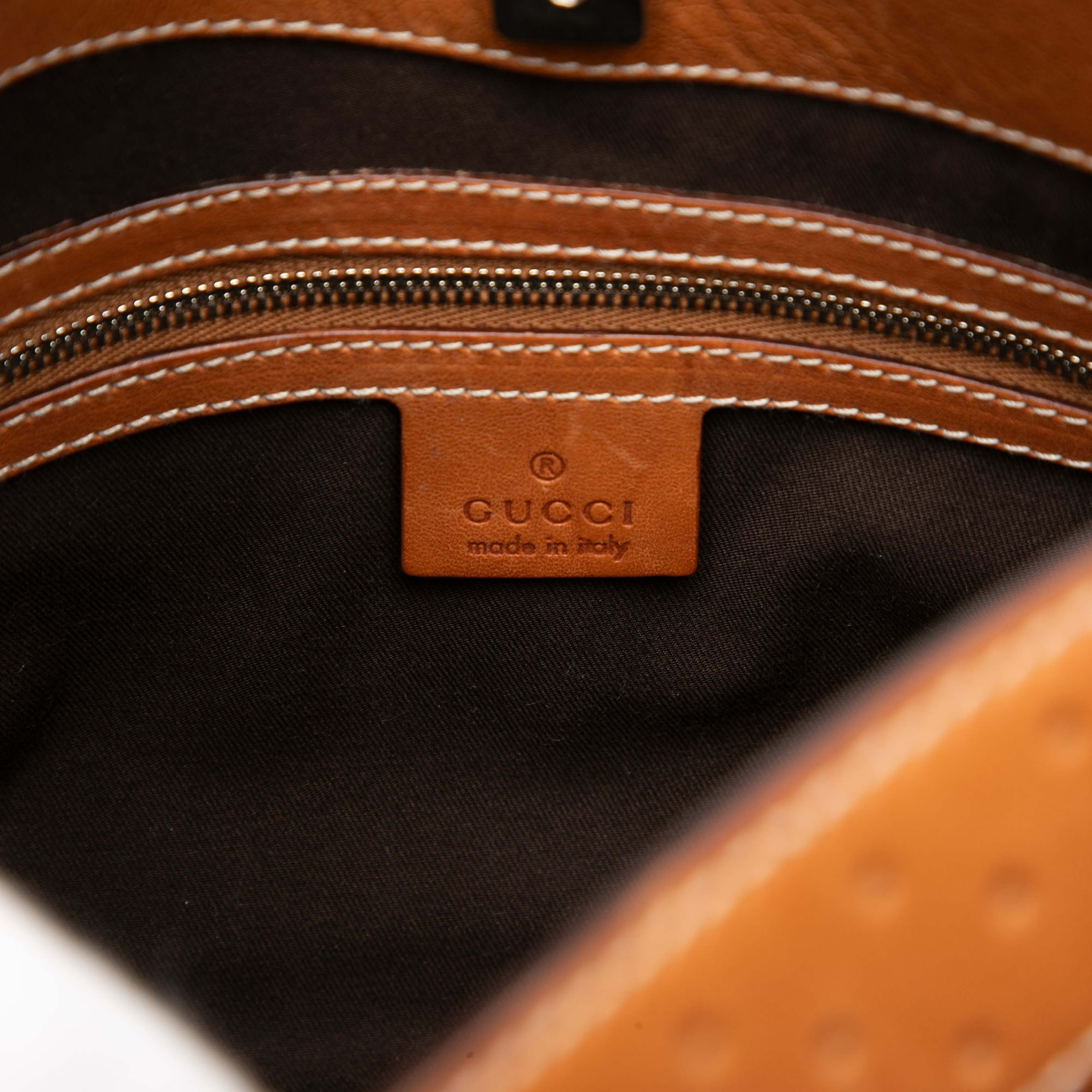 Gucci Canvas Web Reins Shoulder Bag, från Luxclusif, i färgen beige. Klicka för att öppna bilden i stort format