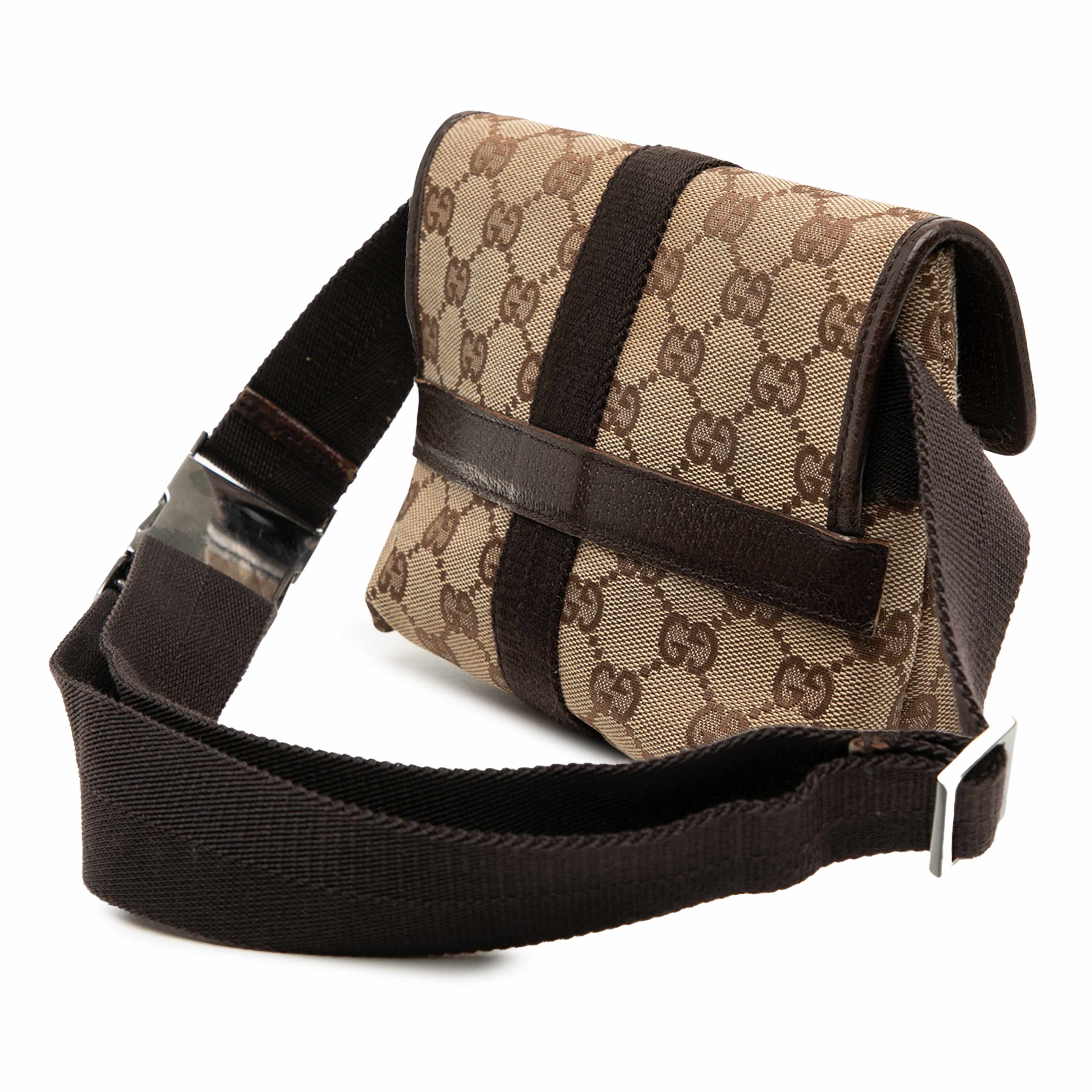 Gucci Gg Canvas Belt Bag, från Luxclusif, i färgen beige. Klicka för att öppna bilden i stort format