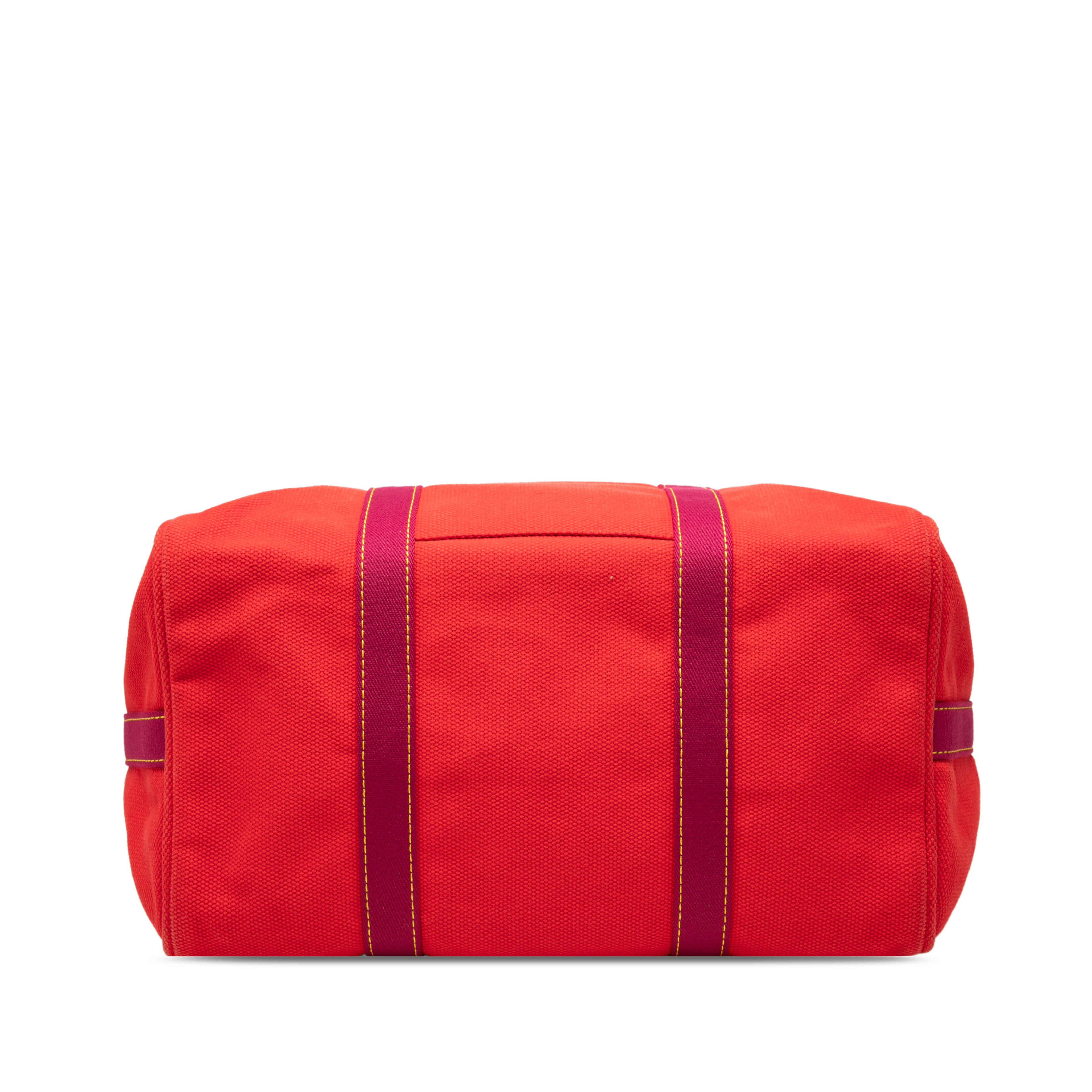 Louis Vuitton Lv Cup Antigua Sac Weekend, från Luxclusif, i färgen red. Klicka för att öppna bilden i stort format