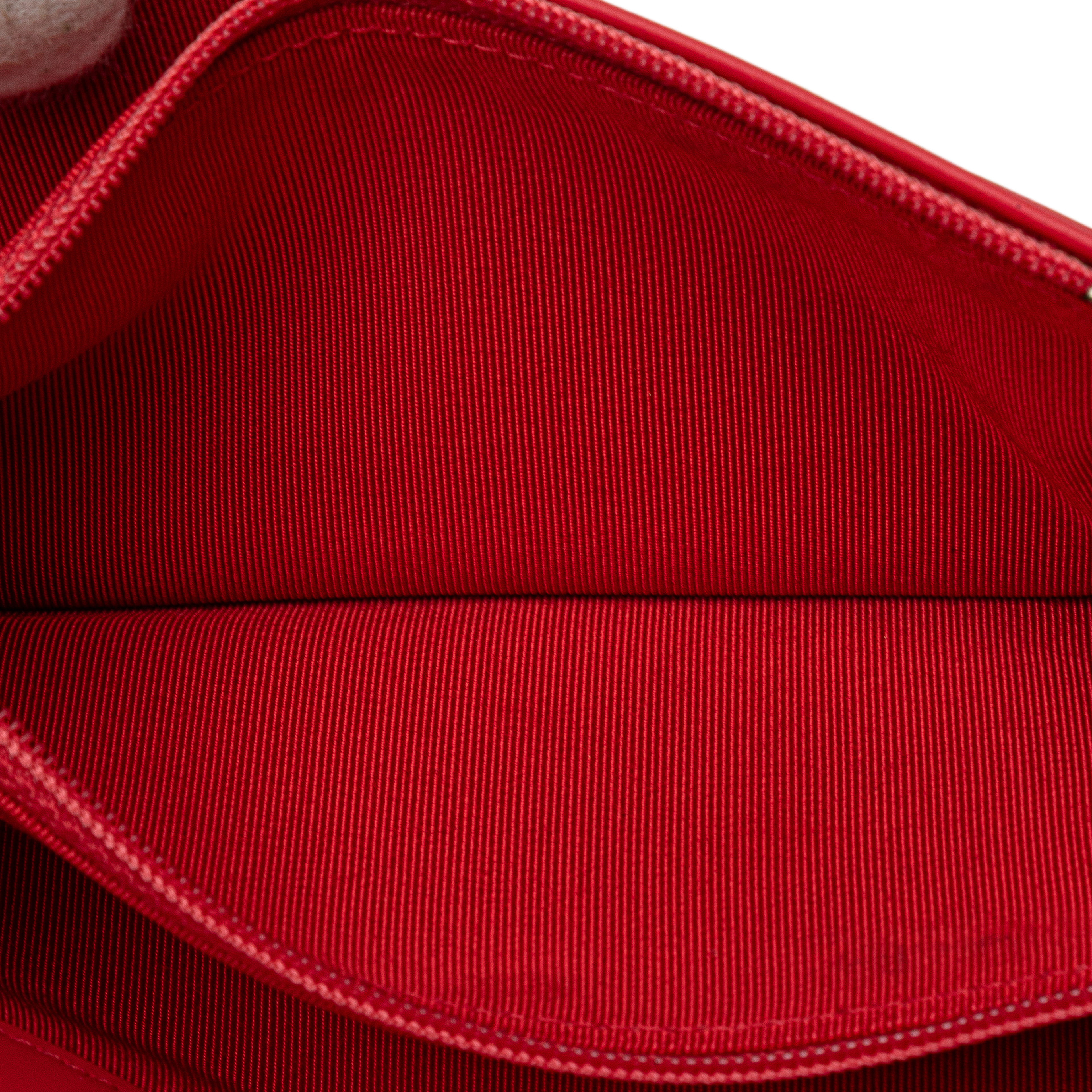 Chanel Cc Quilted Patent Leather L Yen Bifold Wallet