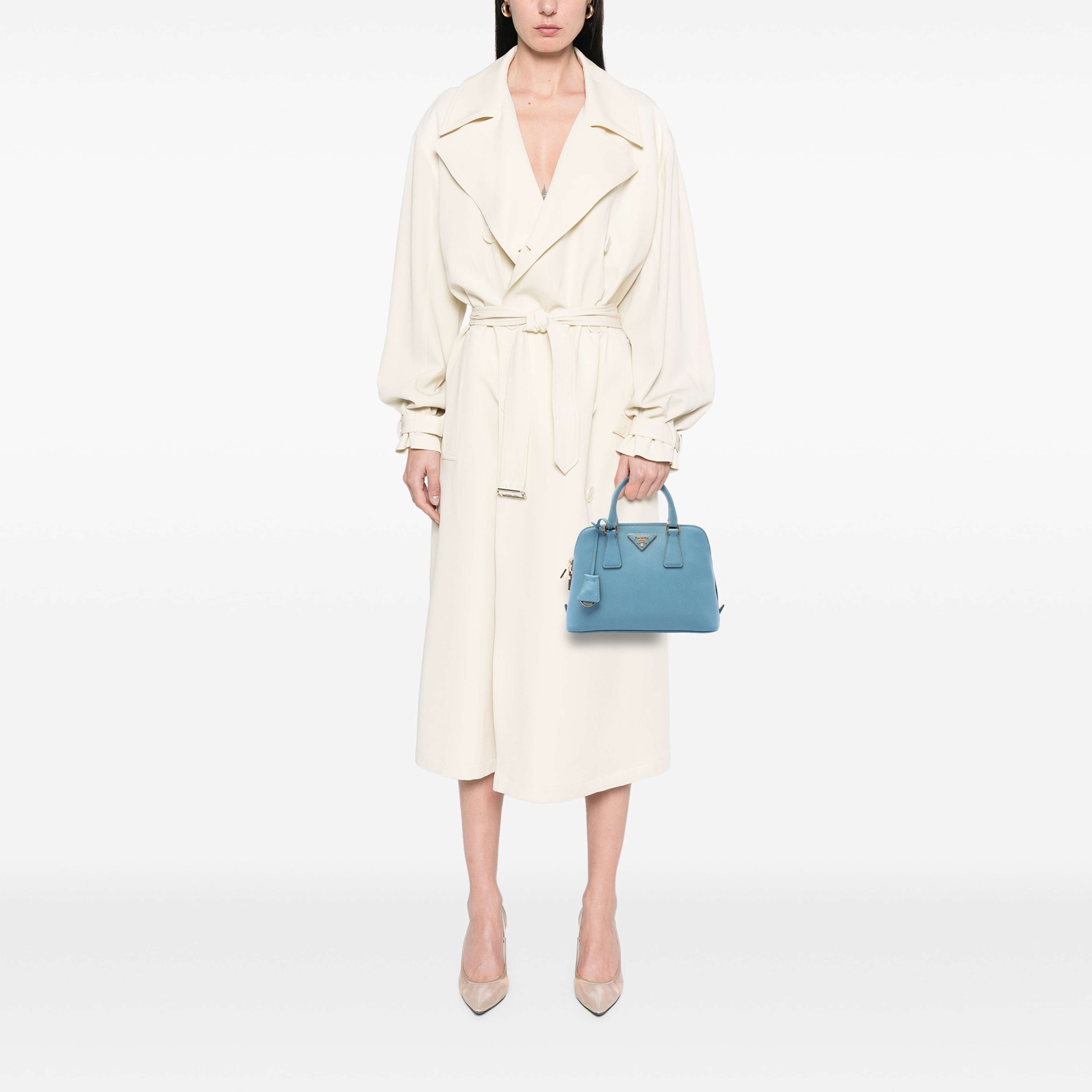 Prada Small Saffiano Lux Promenade Satchel, från Luxclusif, i färgen blå. Klicka för att öppna bilden i stort format