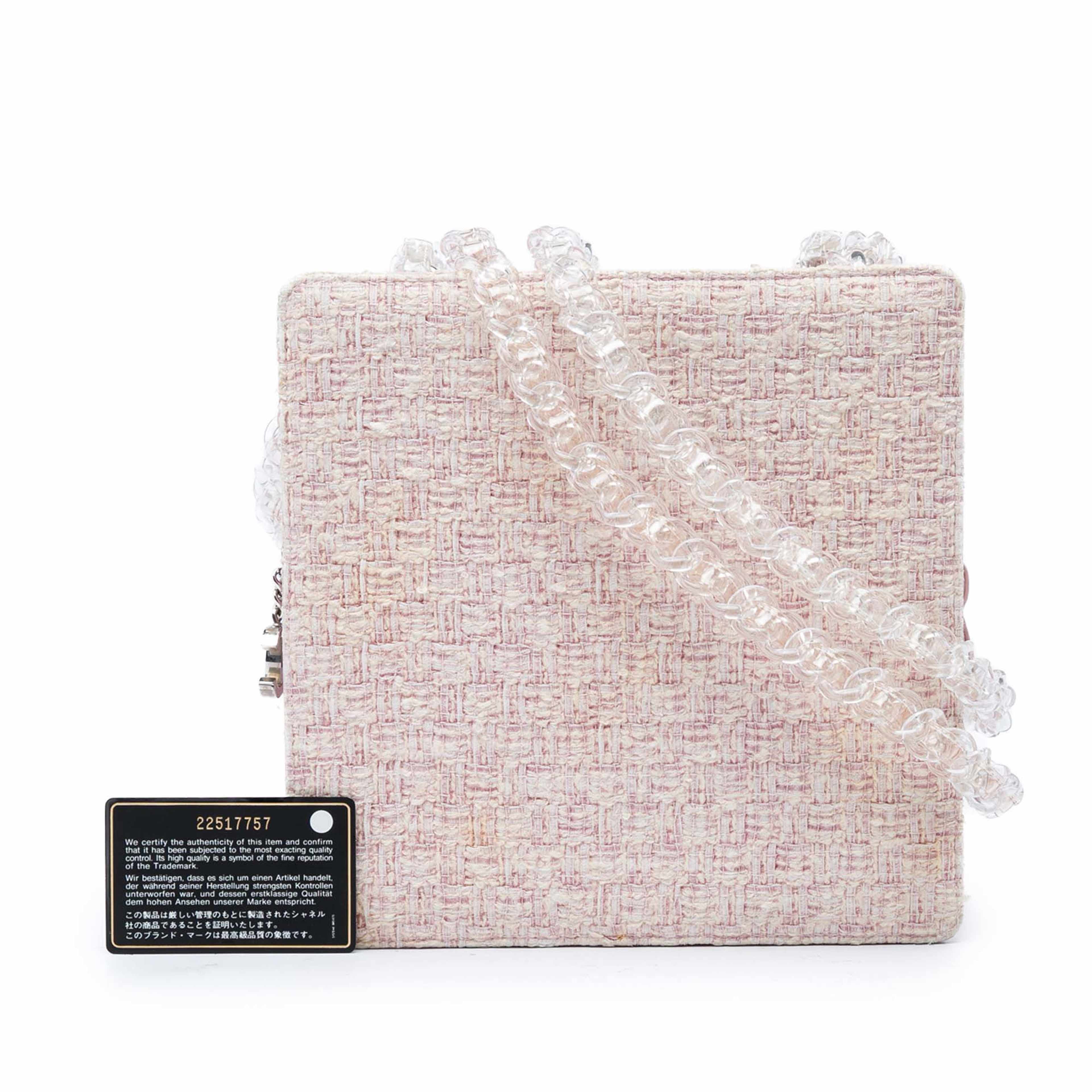 Chanel Square Tweed Pvc Chain Fantasy Shoulder Bag, från Luxclusif, i färgen rosa. Klicka för att öppna bilden i stort format