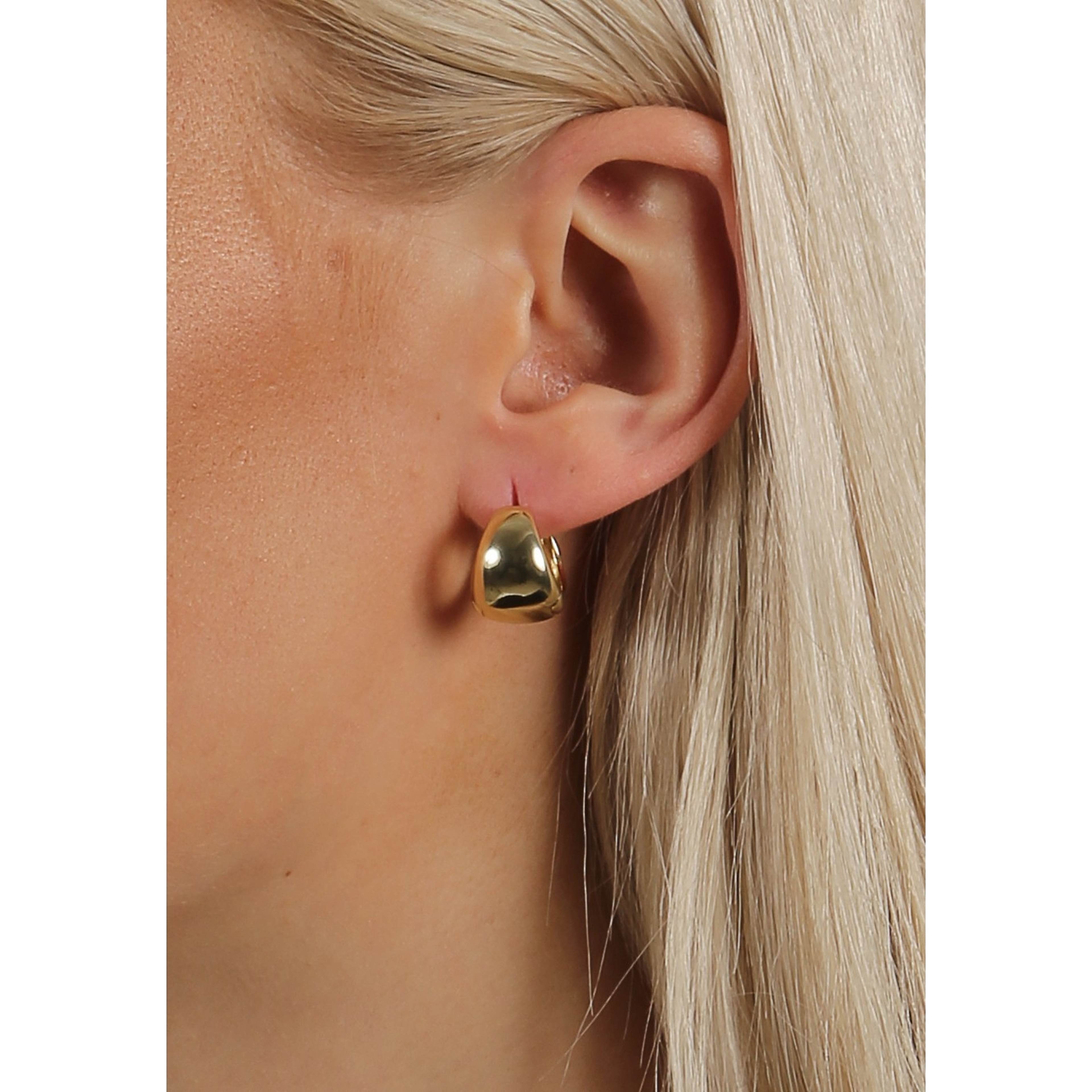 Core Pure Oval Earring