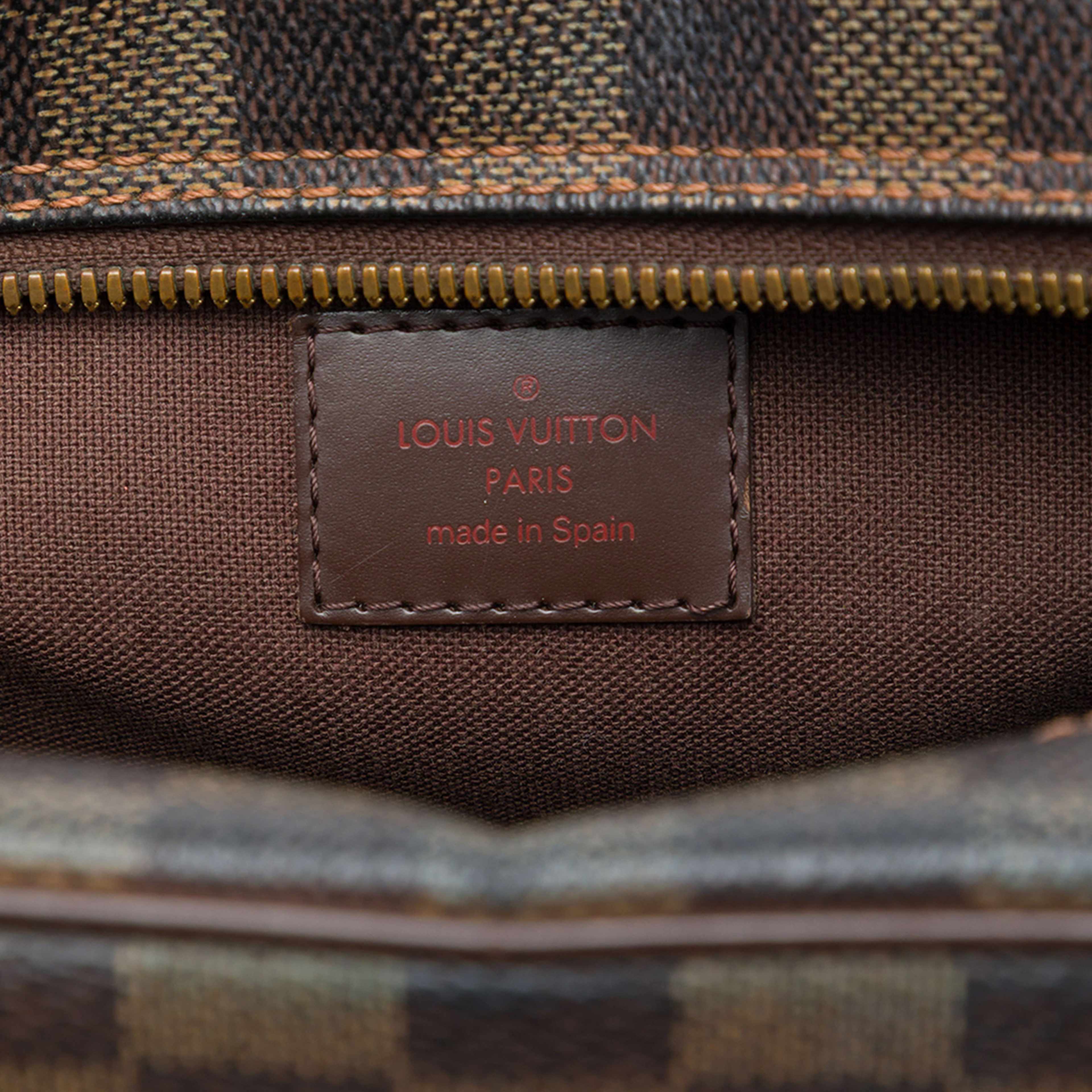 Louis Vuitton Damier Ebene Olav Mm, från Luxclusif, i färgen brun. Klicka för att öppna bilden i stort format