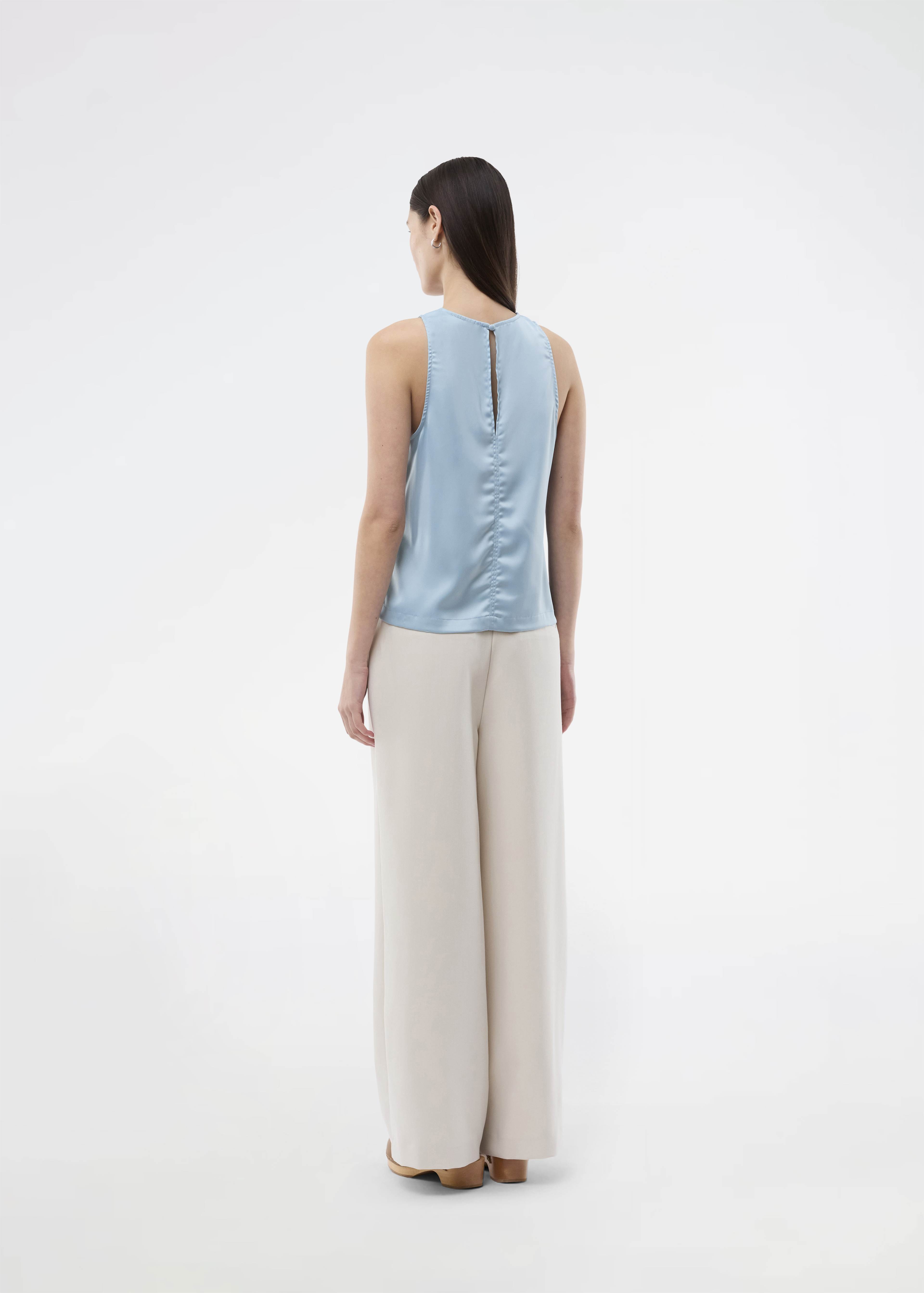 Valdomd Top, från Modström, i färgen arona. Klicka för att öppna bilden i stort format