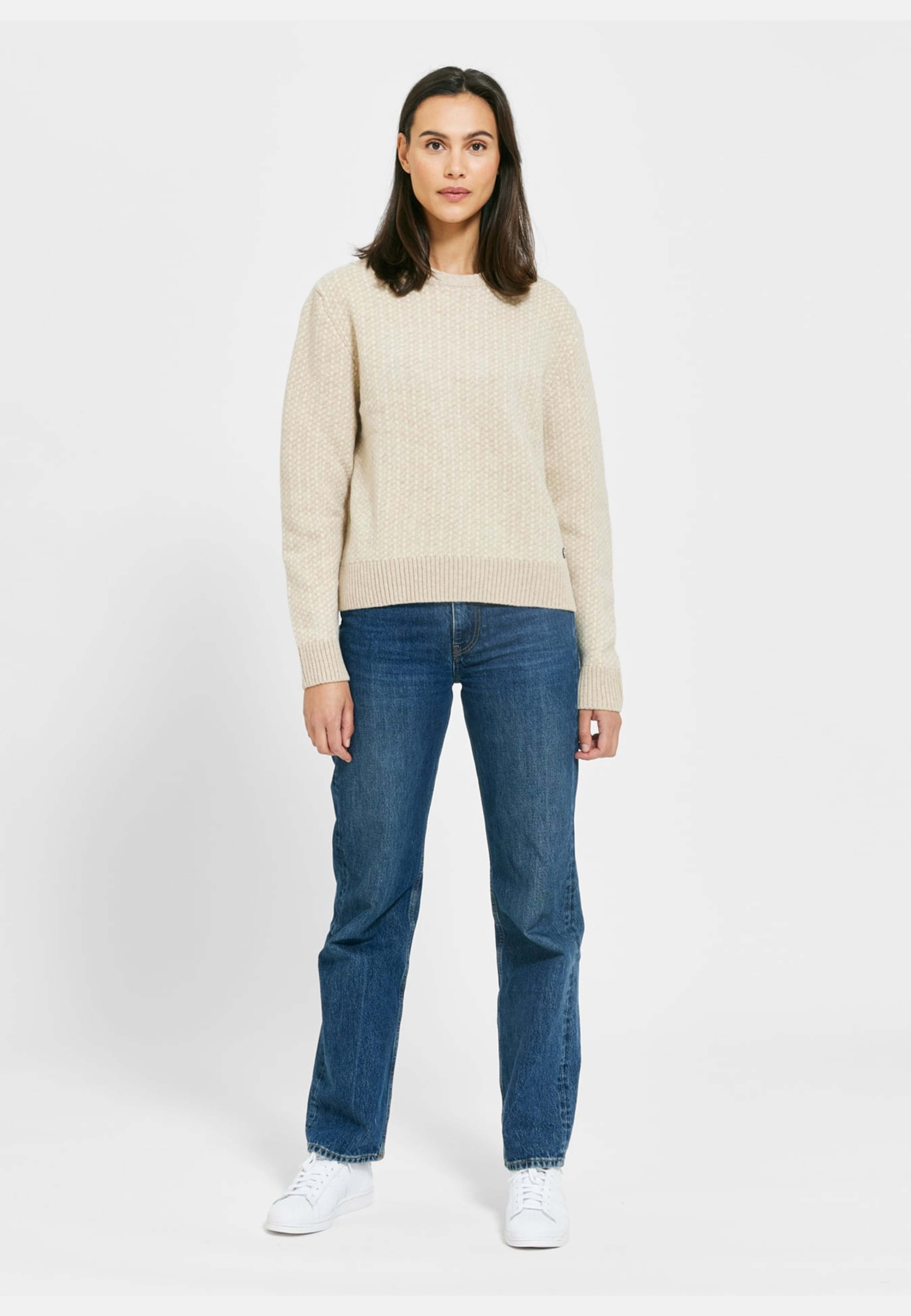 Olga Stickad Tröja, från emmamalena, i färgen beige. Klicka för att öppna bilden i stort format