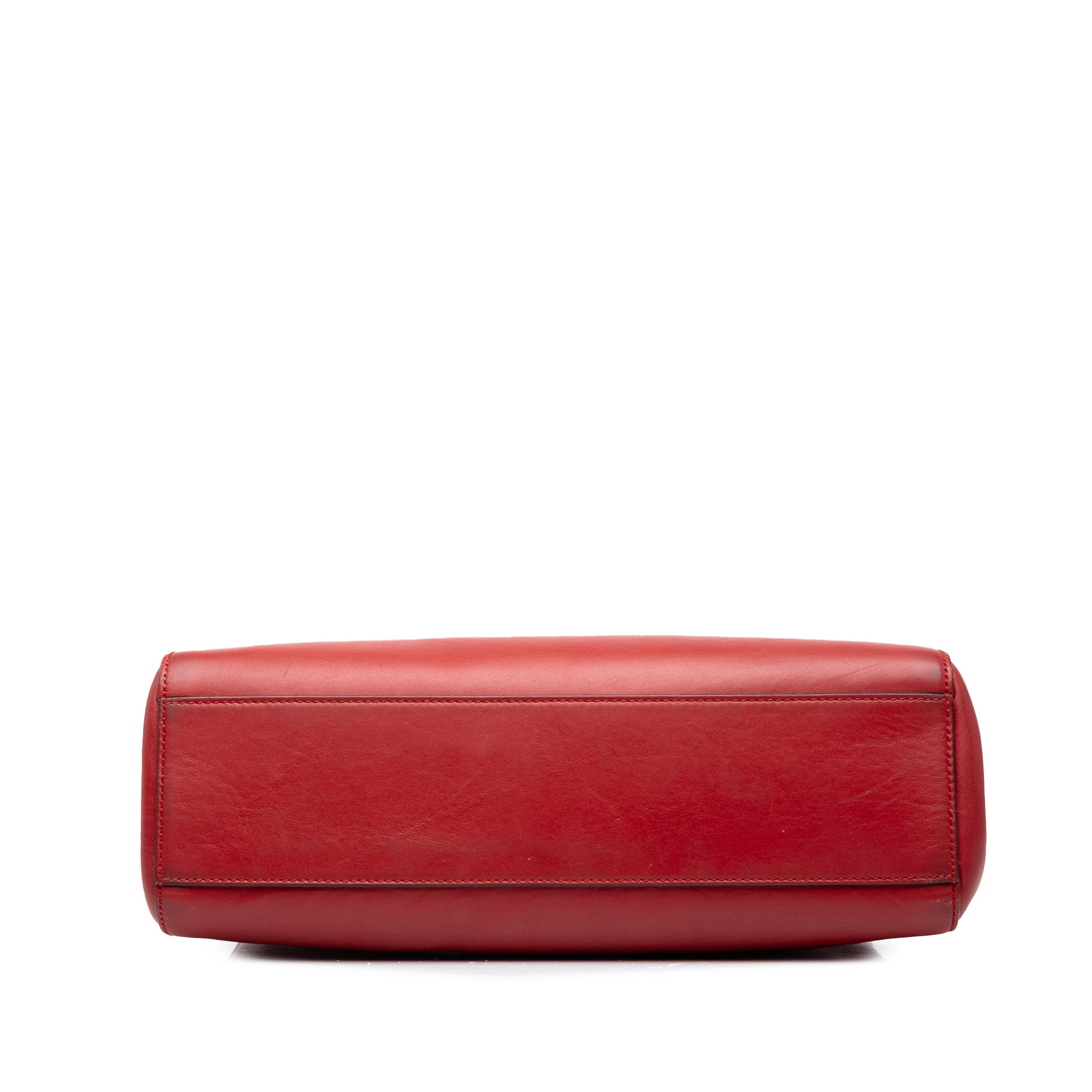 Gucci Medium Calfskin Bamboo Nymphaea Satchel, från Luxclusif, i färgen röd. Klicka för att öppna bilden i stort format